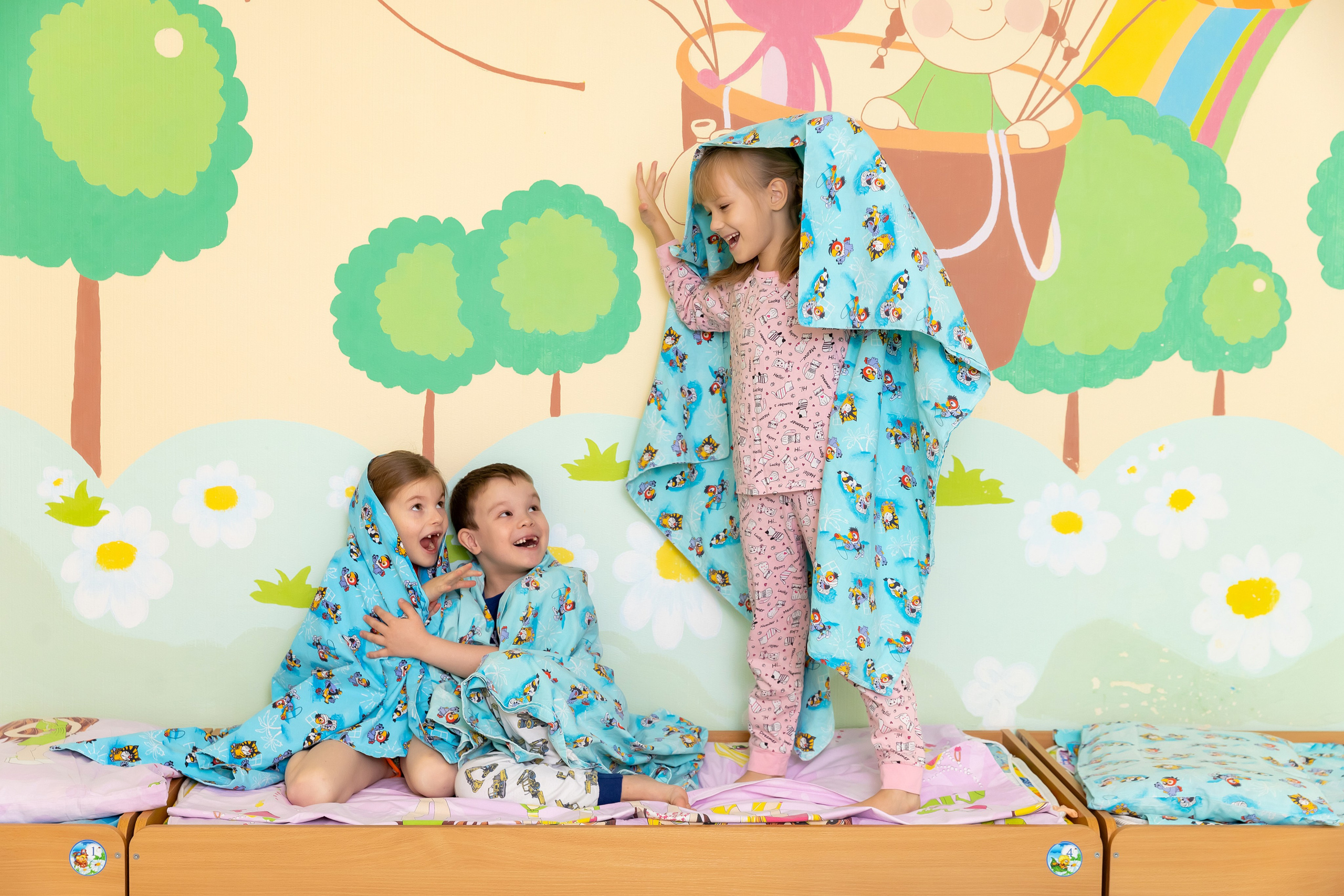 Примеры фото ДЕТСКИЙ САД. Фотограф Радужный ХМАО, Школьный фотограф, семейный фотограф, выпускной альбом