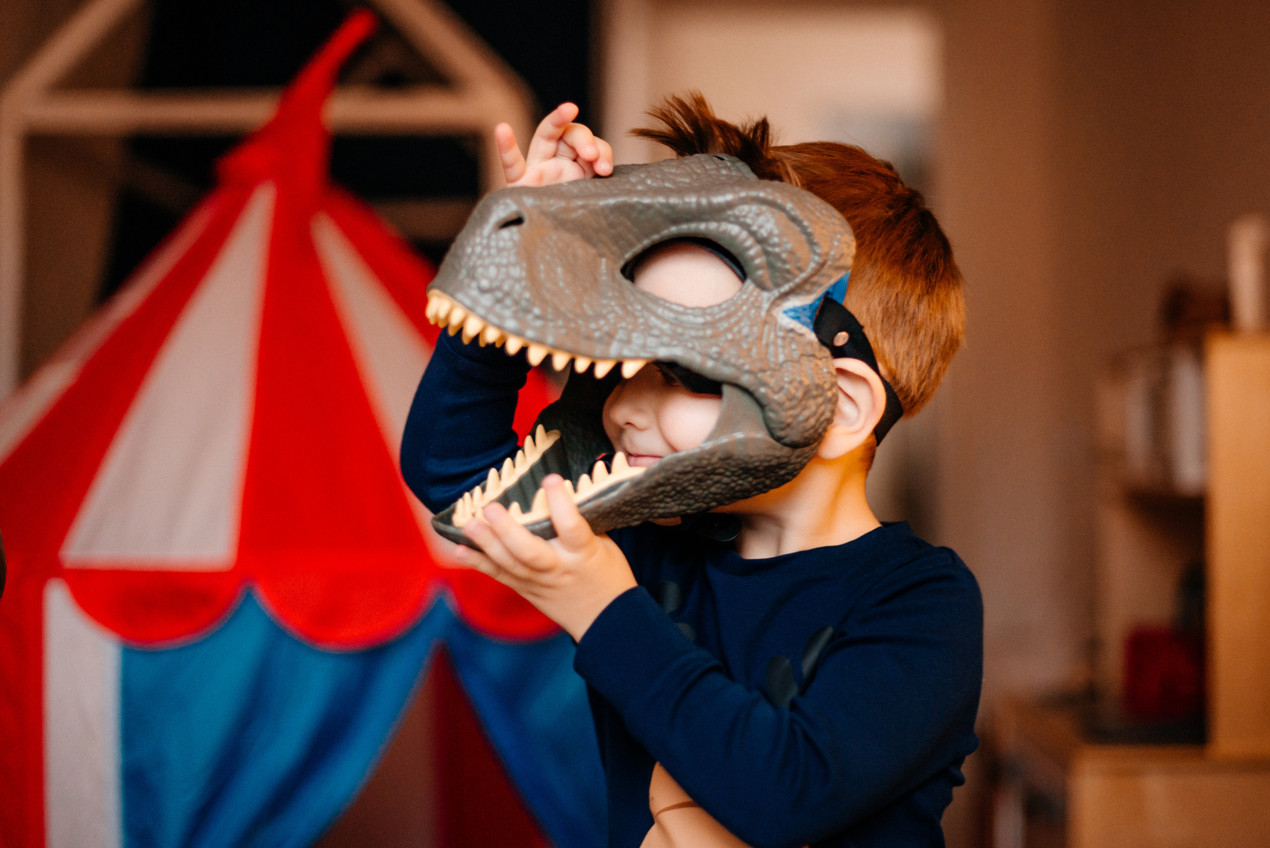 Новогодняя семейная фотосессия дома. Семейный и детский фотограф в Санкт-Петербурге Маша Бичан