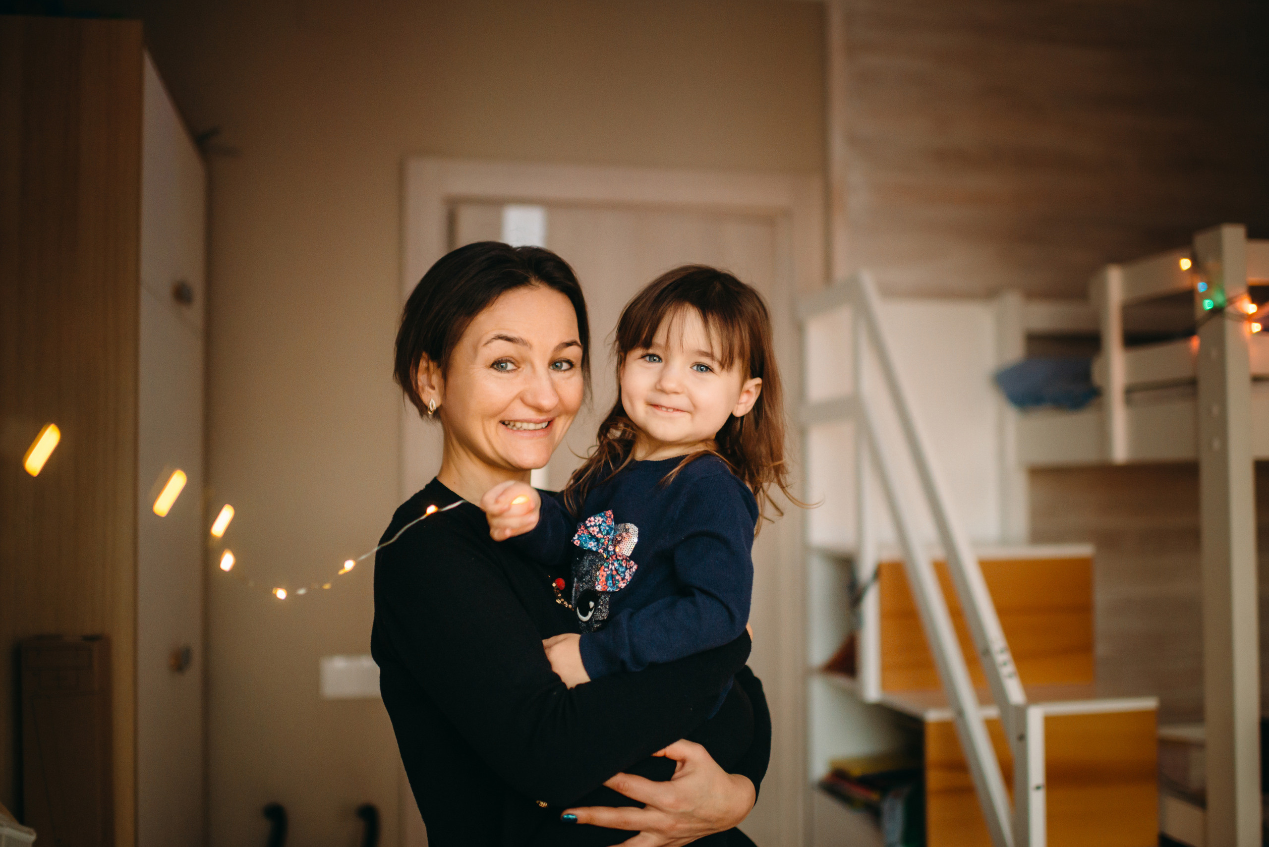 Новогодняя семейная фотосессия дома. Семейный и детский фотограф в Санкт-Петербурге Маша Бичан