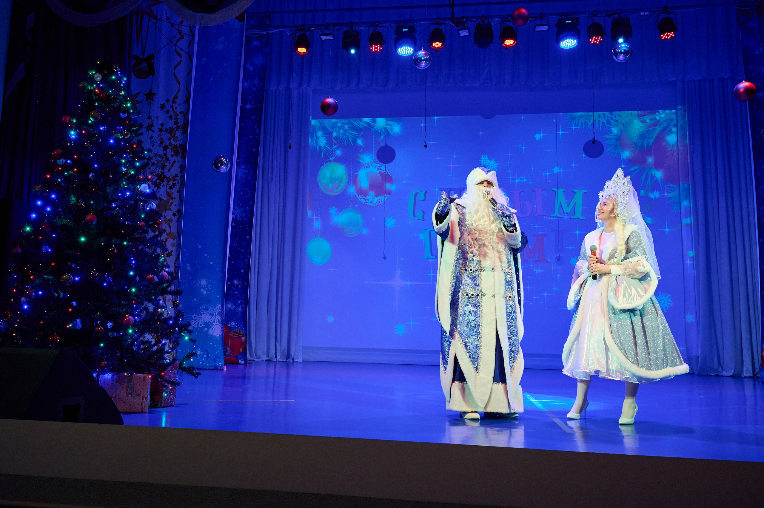 НГ концерт в Марьиной роще. Жизнь курорта Кабардинка в фотографиях