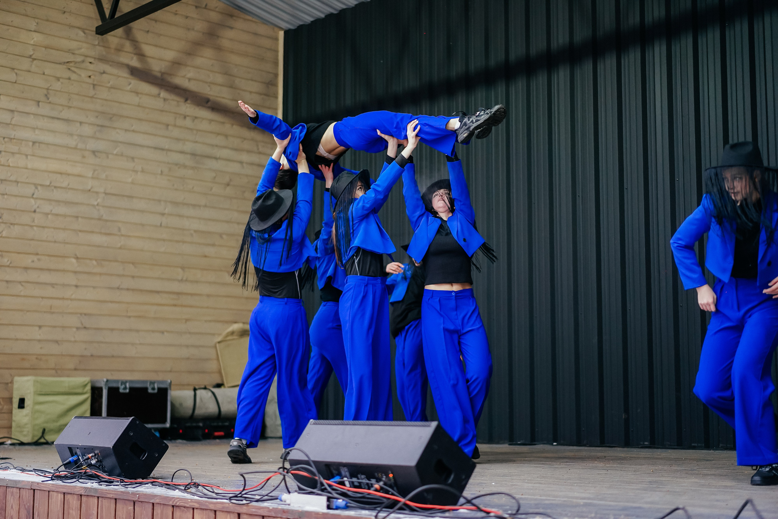 «Предновогодний переполох» Лопатинский сад, 14.12.2024. Фотограф и видеограф Смоленск | Студия Цезарь