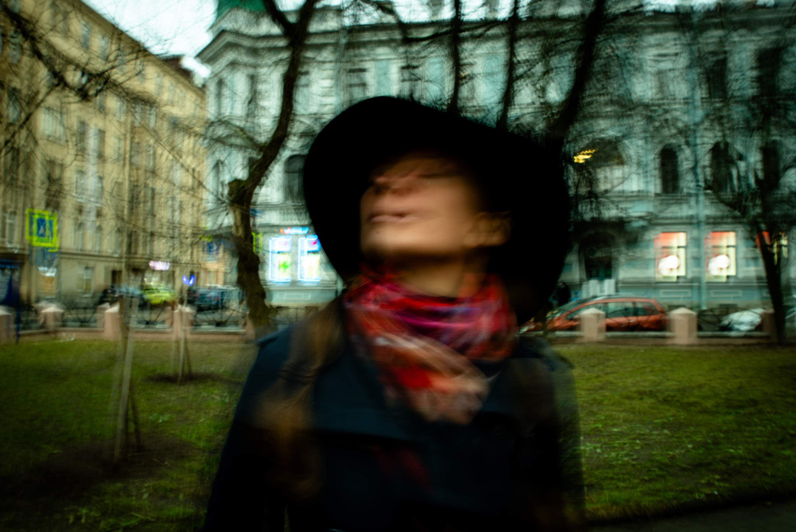 Снова стою одна…. Фотограф Крещение Венчание Москва