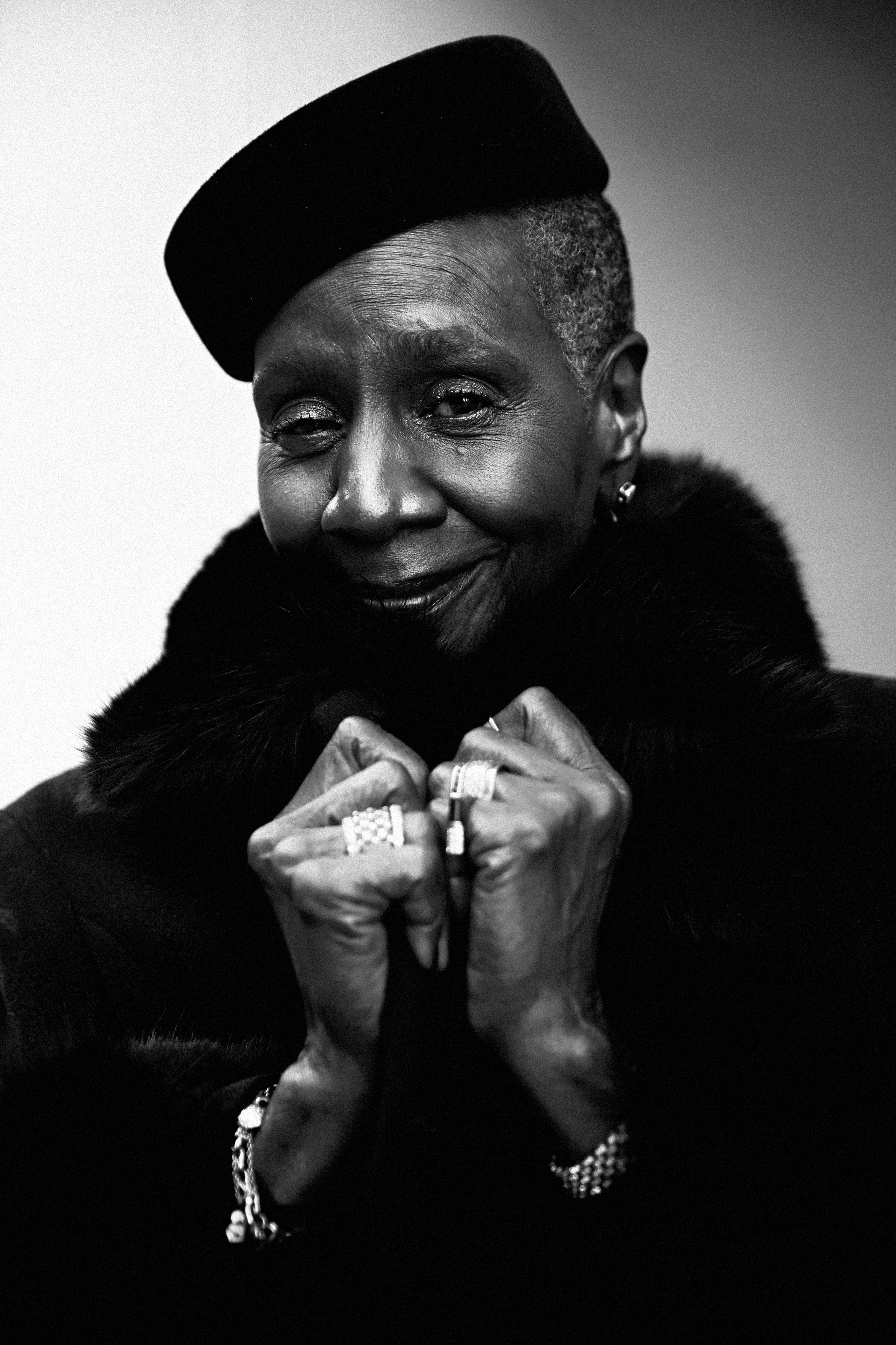 GALLERY. WOMEN OF NEW YORK