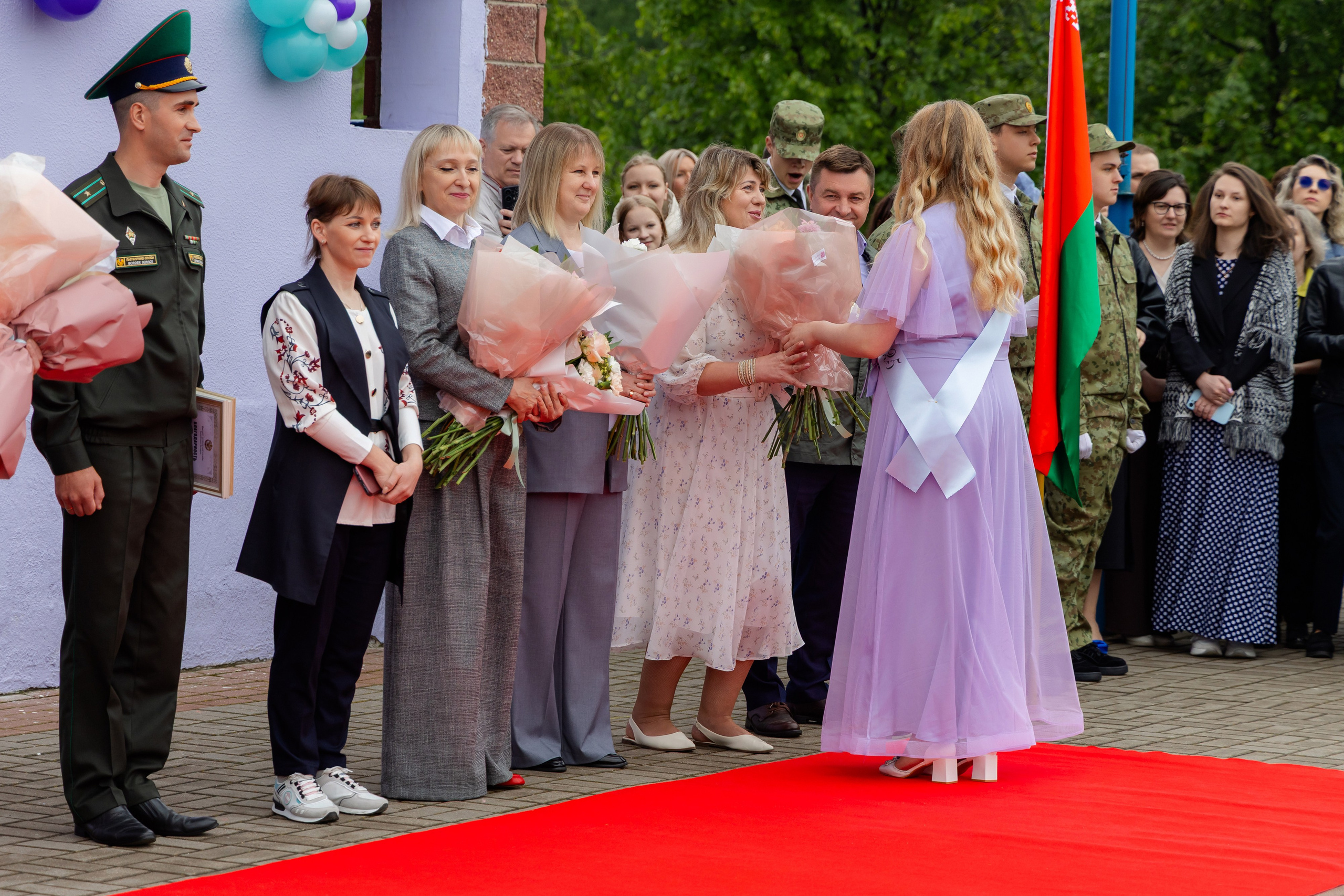 Последний звонок 2025 в Минске. Свадебный фотограф в Минске/Беларуси Сергей Спиридонов