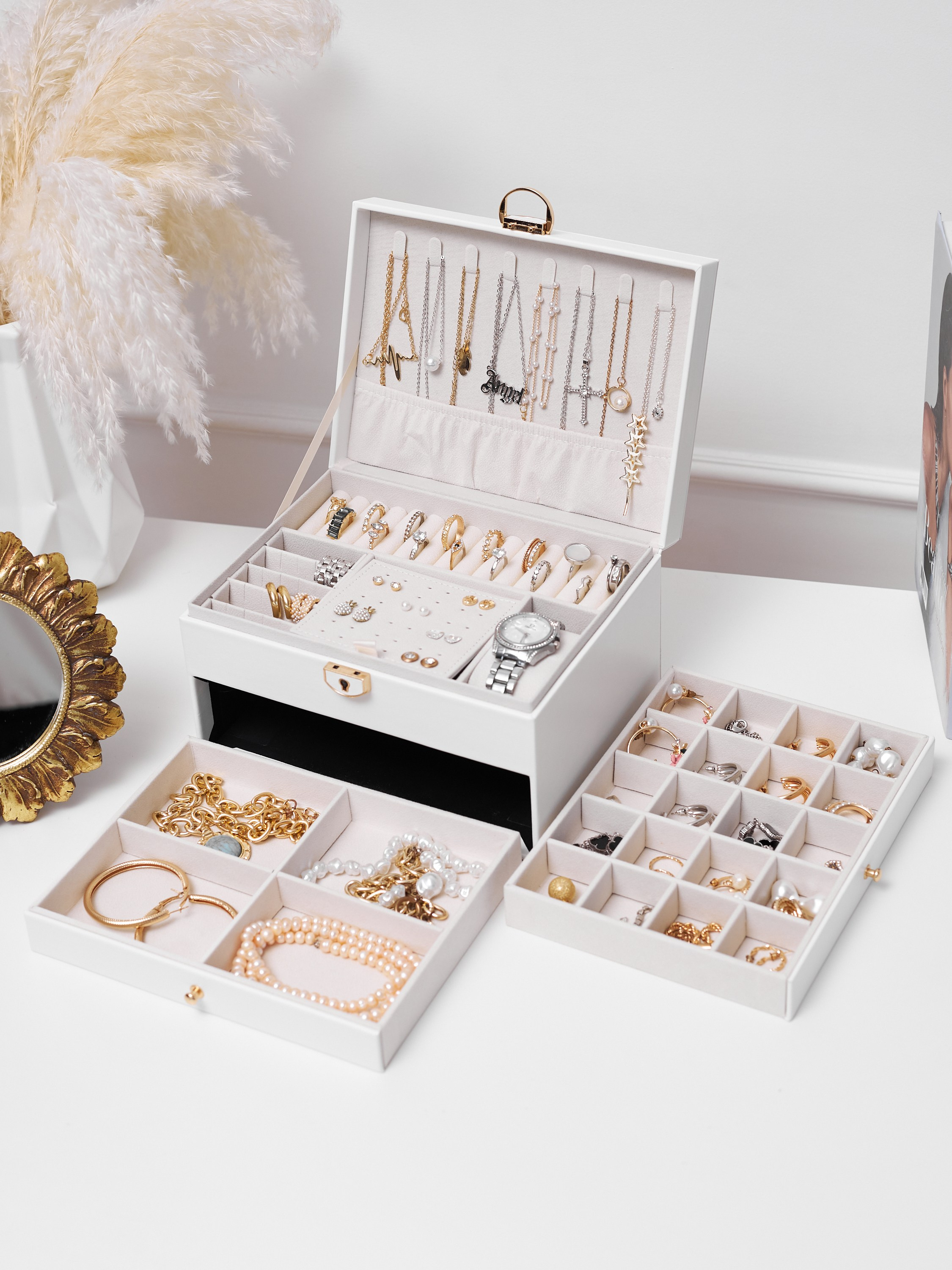 Шкатулки. Фотограф Екатеринбург Анастасия Жерновская | Маркетплейсы и нейрофото