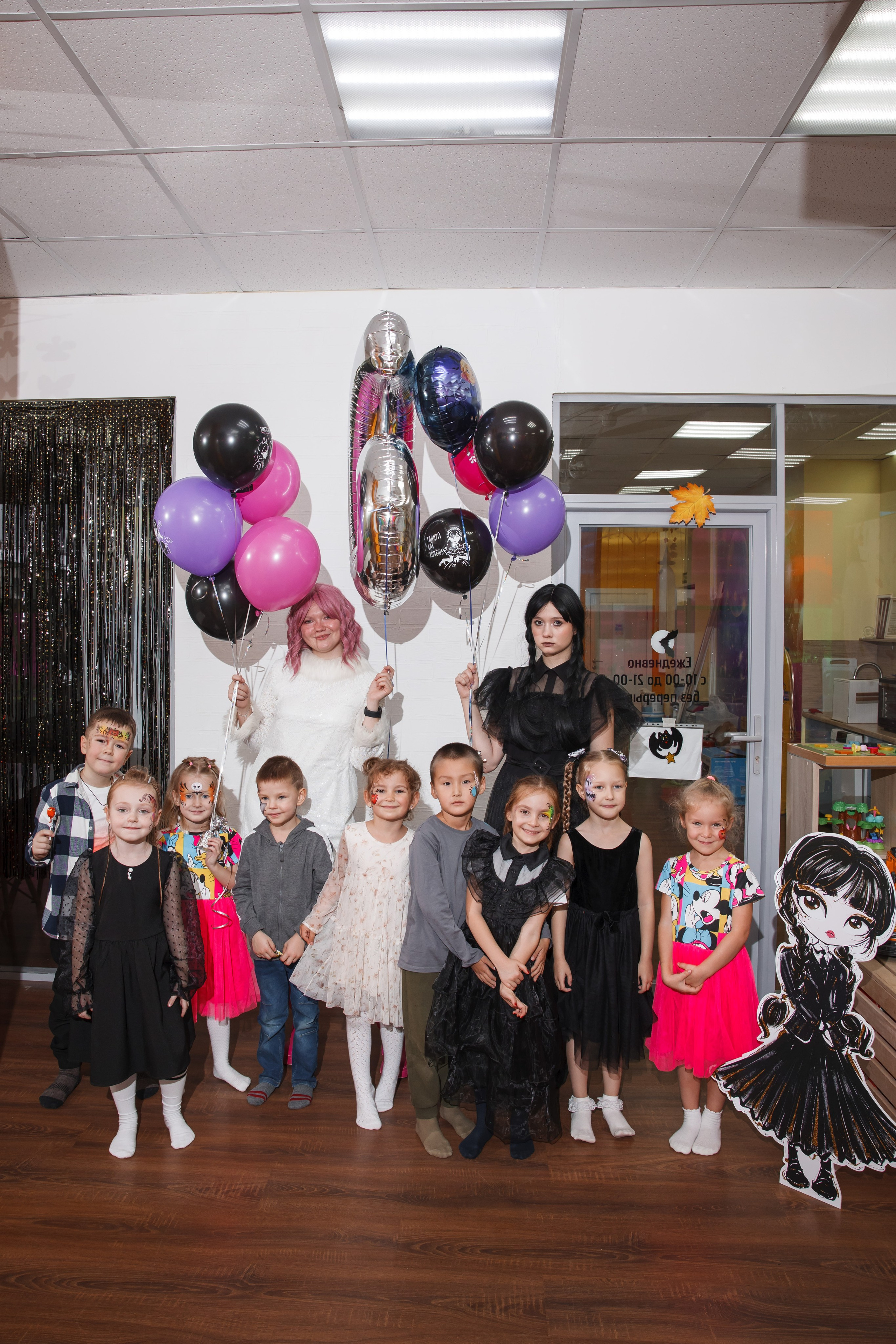 День рождения Маши в стиле «Wednesday». Свадебный и репортажный фотограф (Москва, Королев и другие)