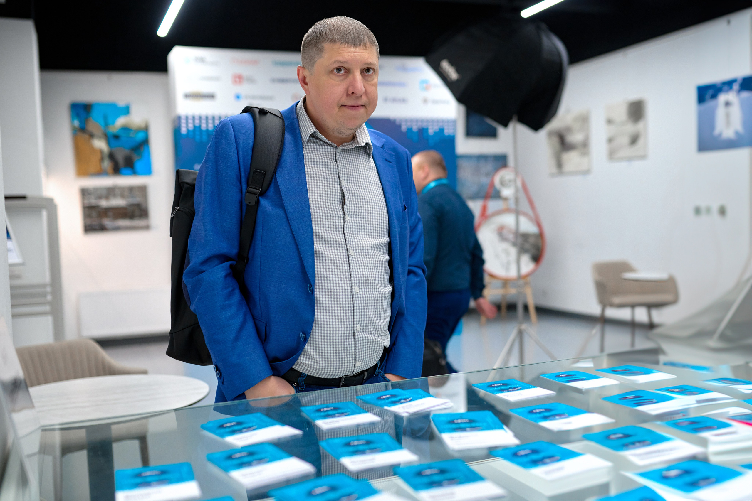 AXOFT. Максим Комаров — Профессиональный фотограф