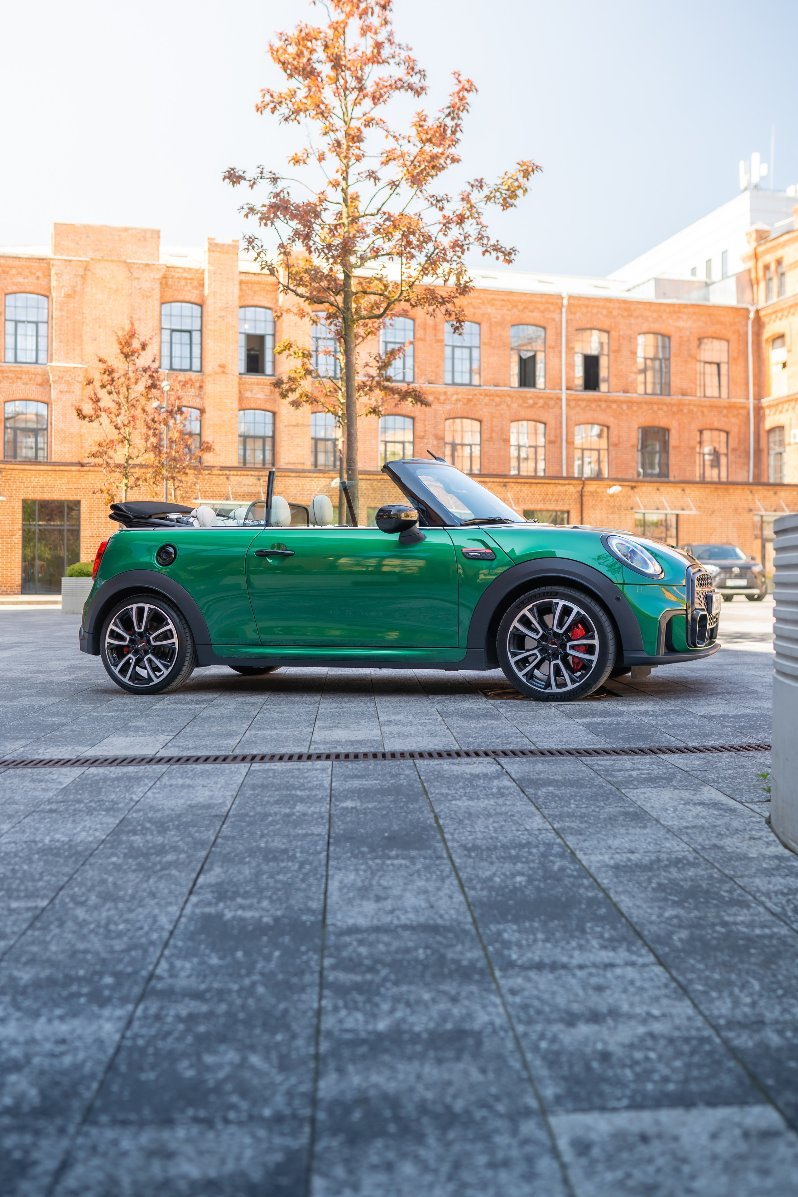 Mini Copper JCW Green. Mirllaev