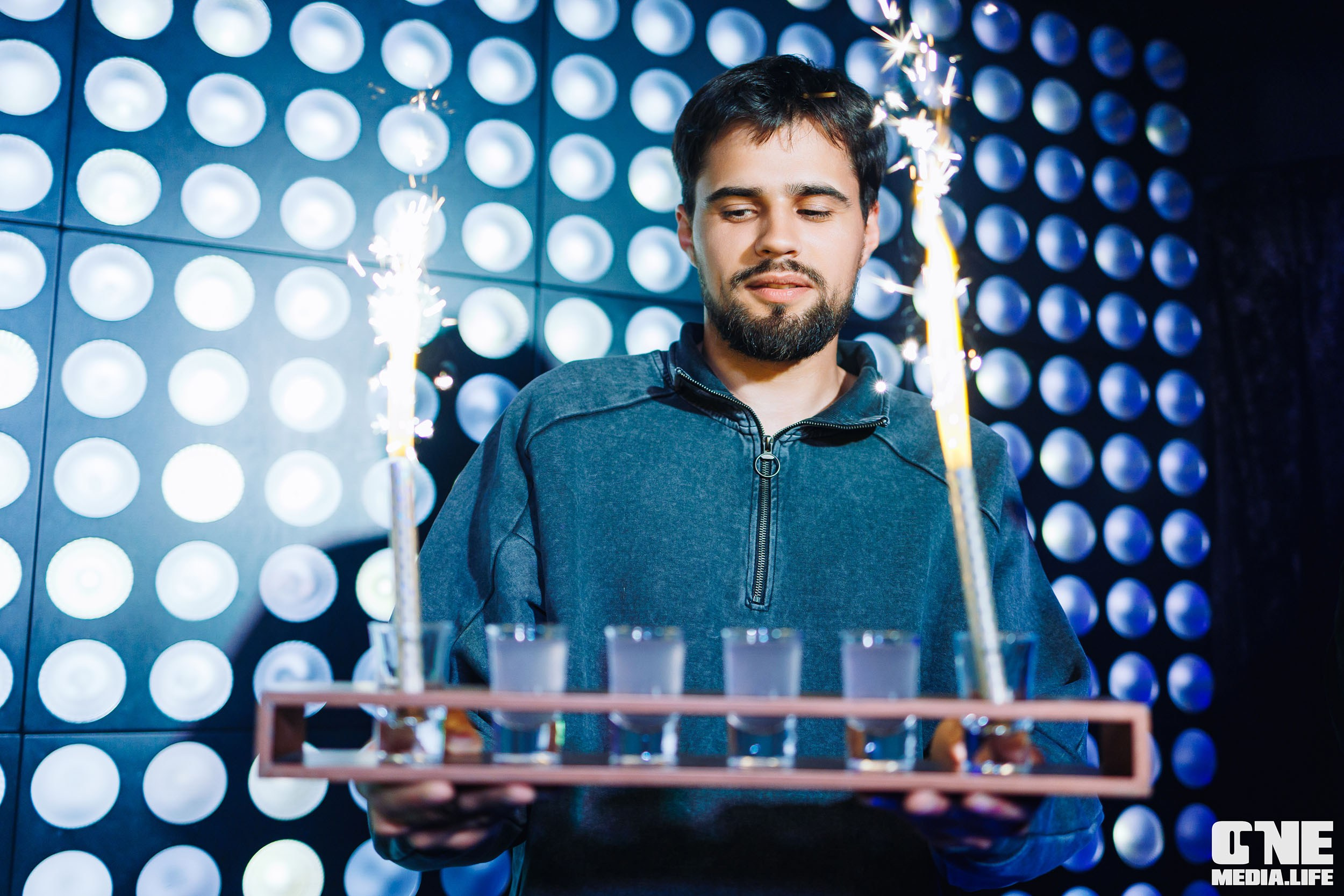 Фоторепортаж из караоке-клуба Эйфория. One Media Life: фоторепортажи, фотоотчеты с мероприятий и заведений