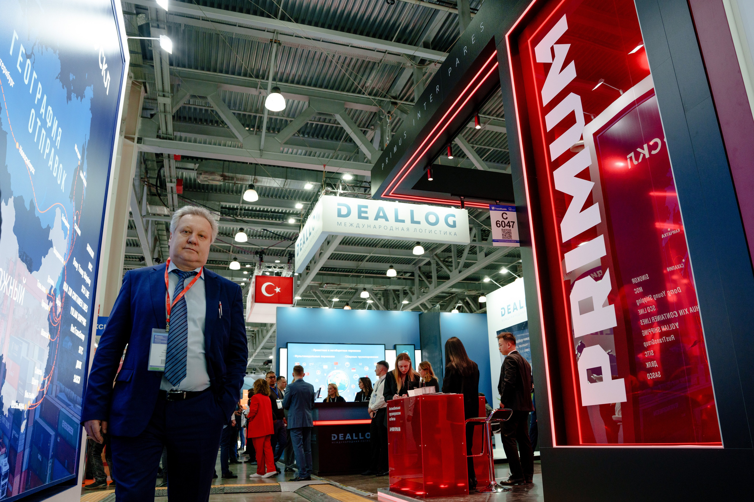 Репортажный фотограф на экспо Крокус. Репортажный фотограф Москва Сергей Дружинин