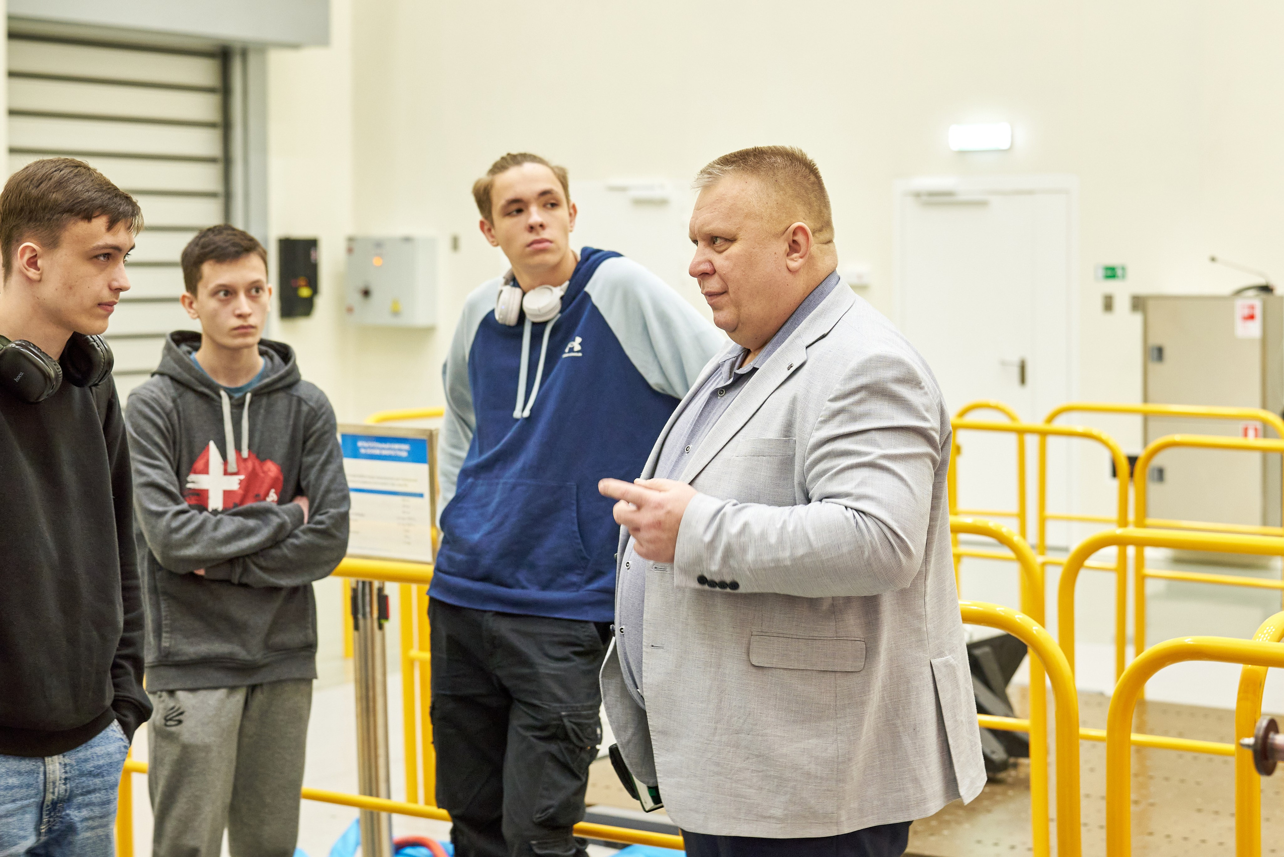 Экскурсия в «Газпром Космические системы». Фотограф Щёлково