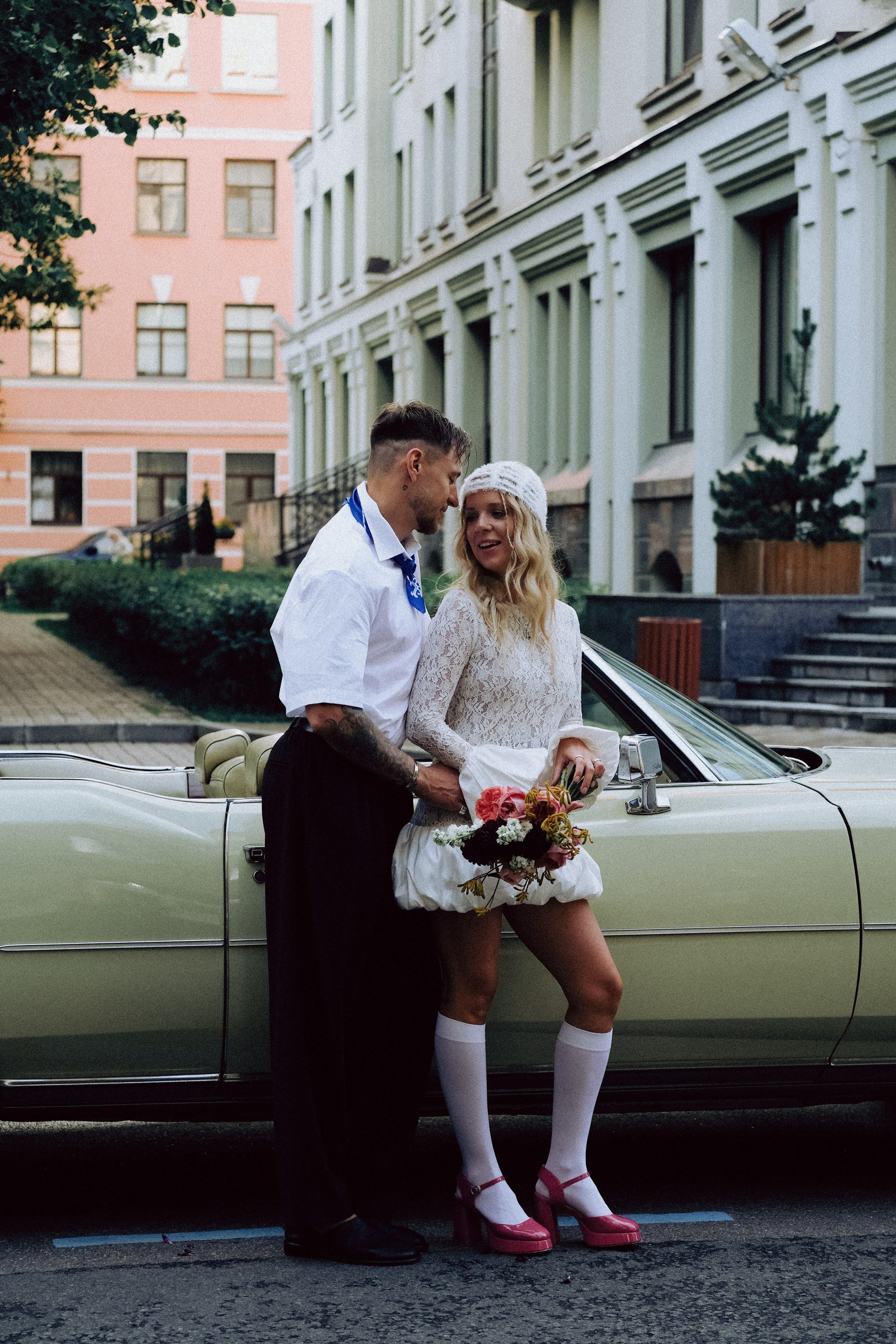 СВАДЕБНАЯ СЬЕМКА С КАБРИОЛЕТОМ В САНТК-ПЕТЕРБУРГЕ НА ПЕТРОГРАДКЕ В ОТЕЛЕ ПАНОРАМИКА. Профессиональный фотограф, Санкт-Петербург — Виктория Богомолова