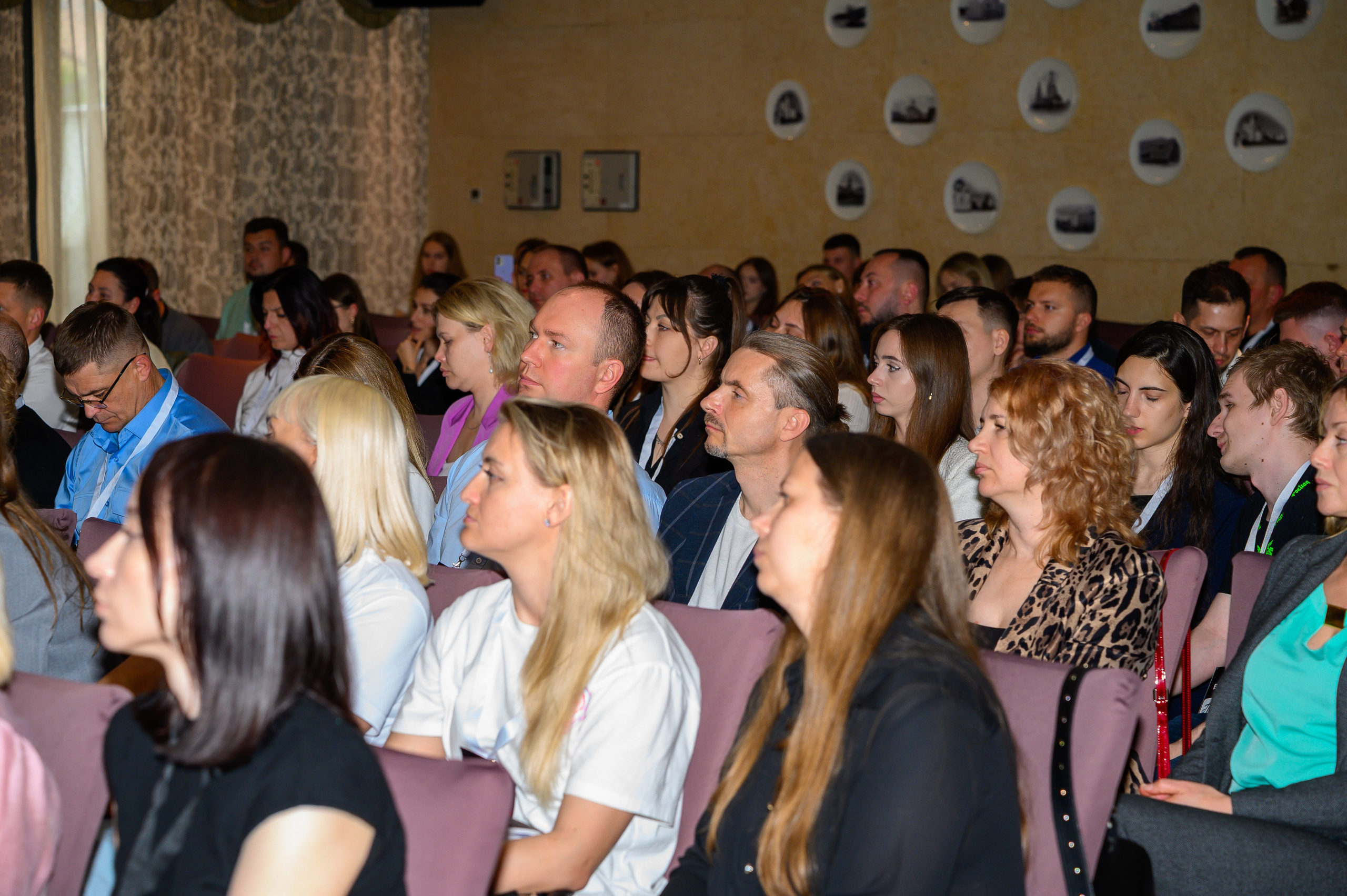 Репортажная съемка с открытия магазина. Фотоуслуги, услуги фотографа, фотографирование важных событий