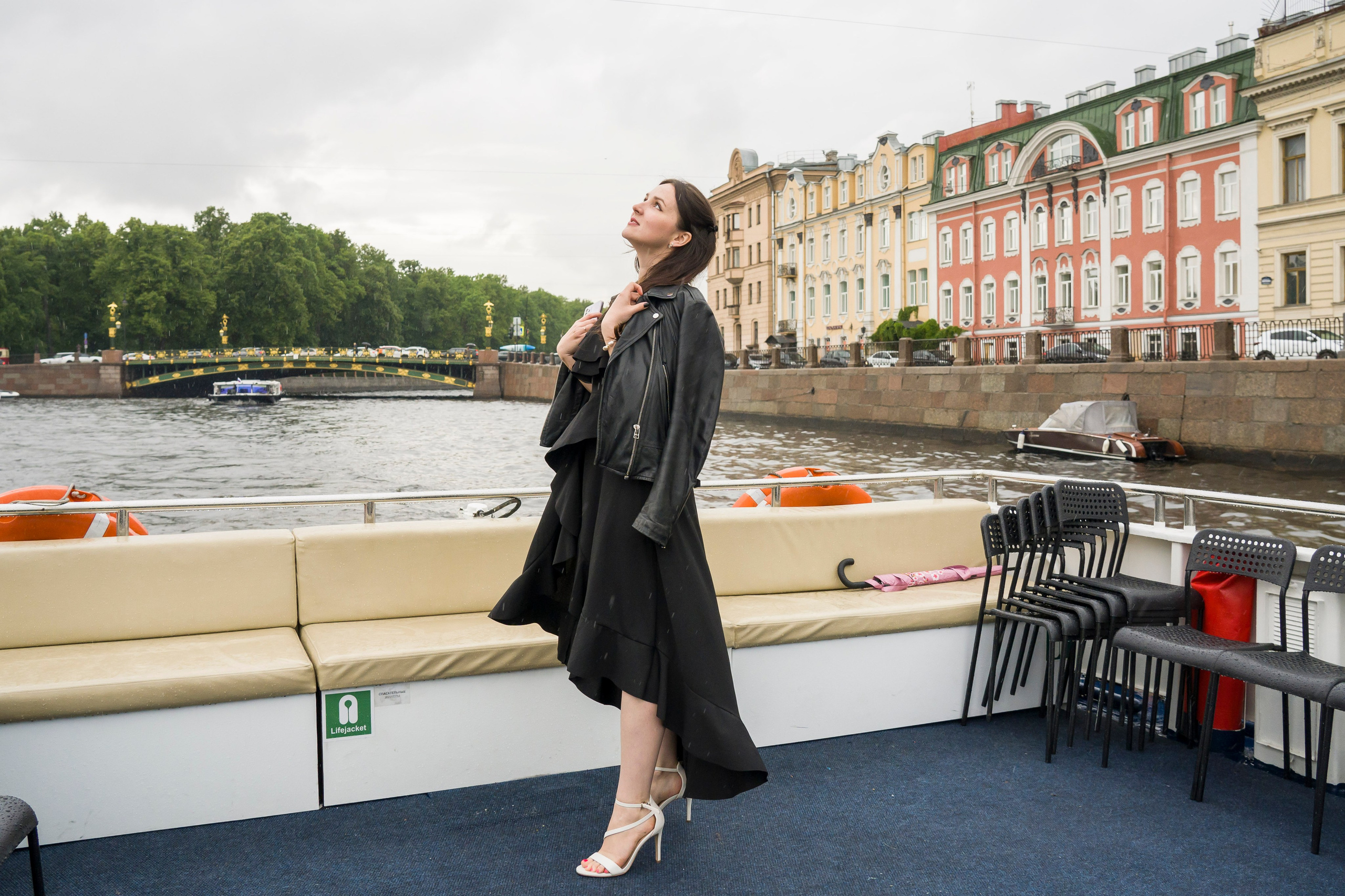 репортажная съемка праздника на теплоходе по реками и каналам