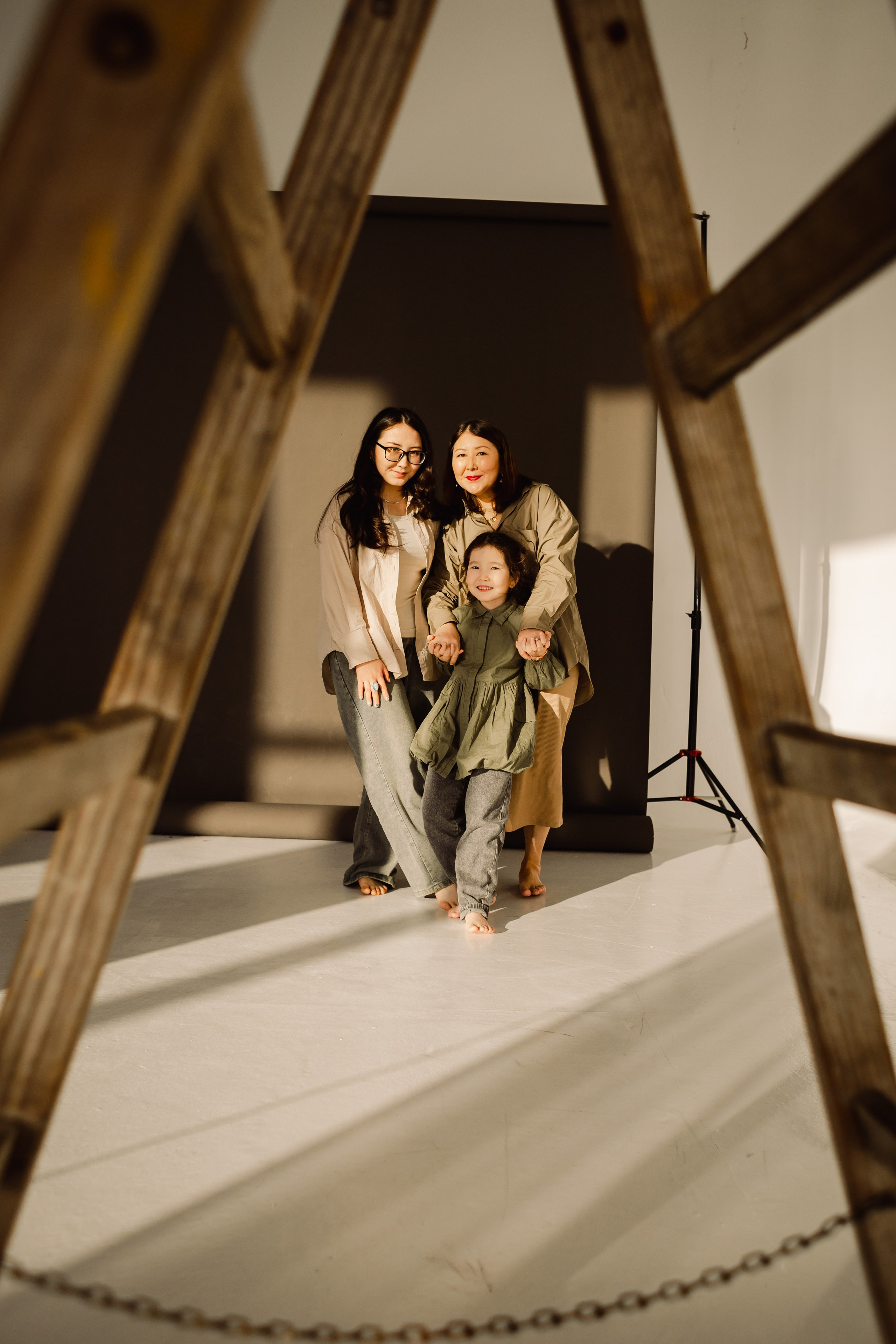 Семейная фотосессия. Паша, Лена, Анна, Айсен, Тимур, Сардана и Горошек. Фотограф Куянова Алина, семейные и свадебные фотосессии в Калининграде