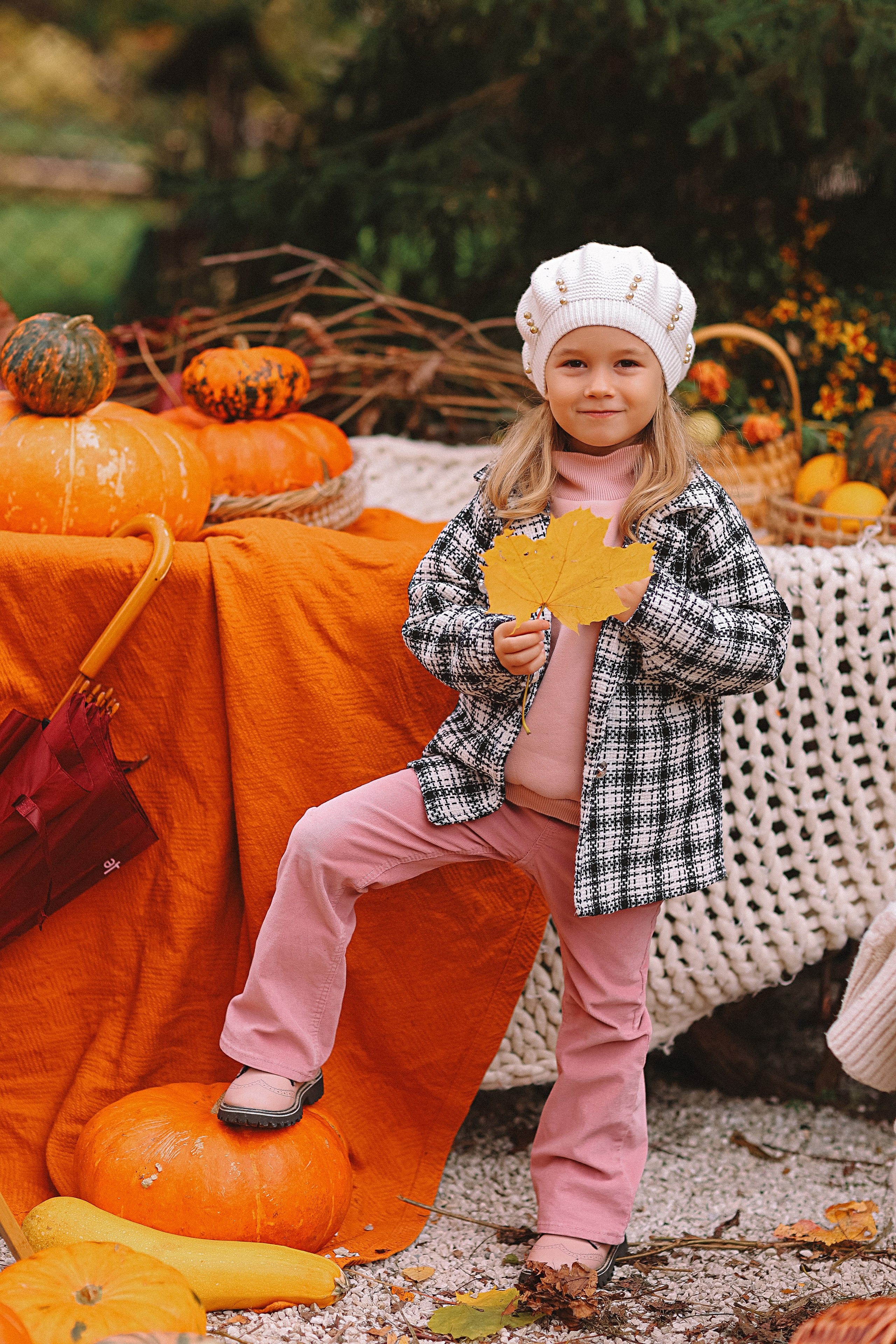 Тыквы. Семейный фотограф Тюмень, фотограф на роды Салмина Мария