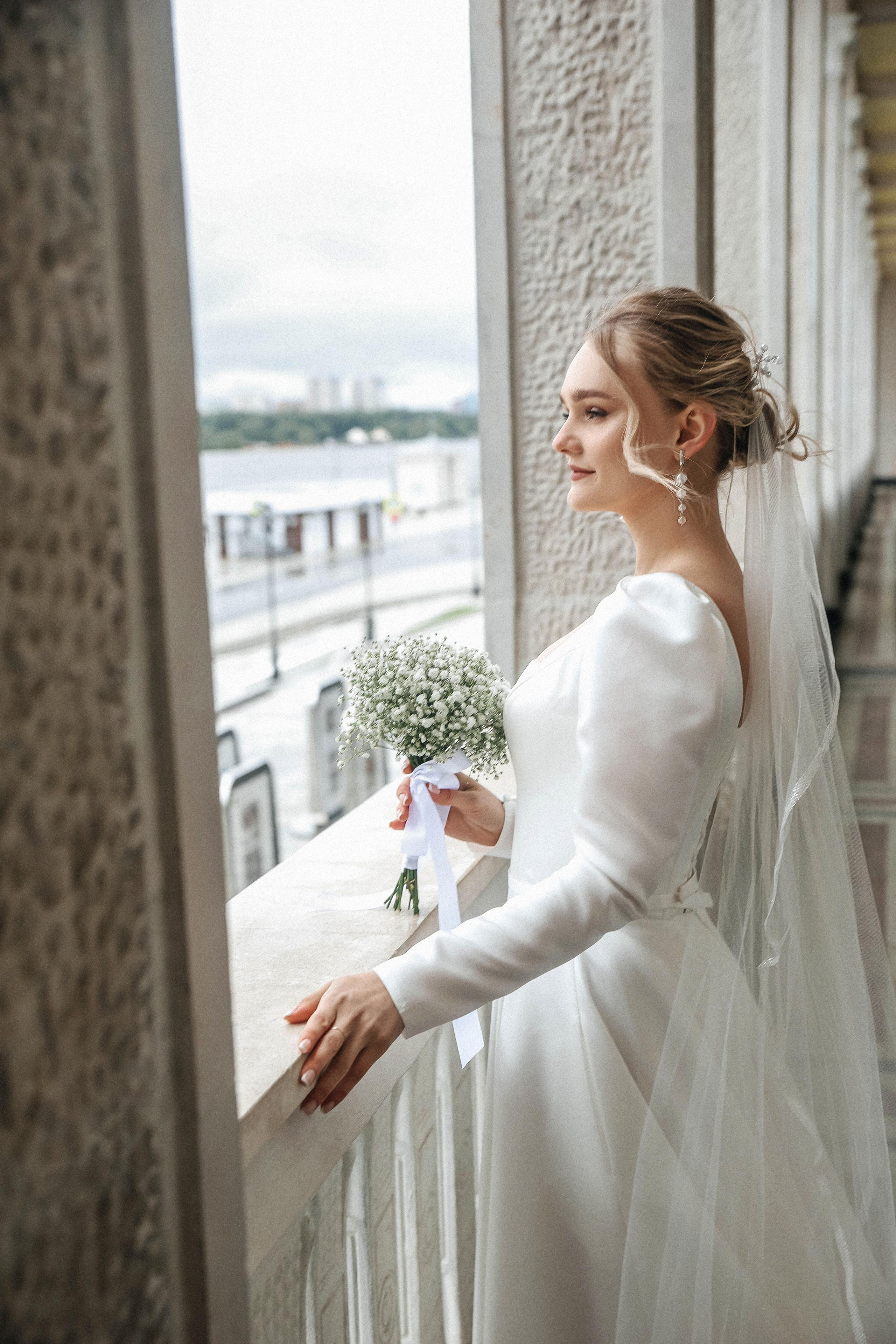 Свадебная фотосессия на Речном вокзале. Свадебный и семейный фотограф в Москве