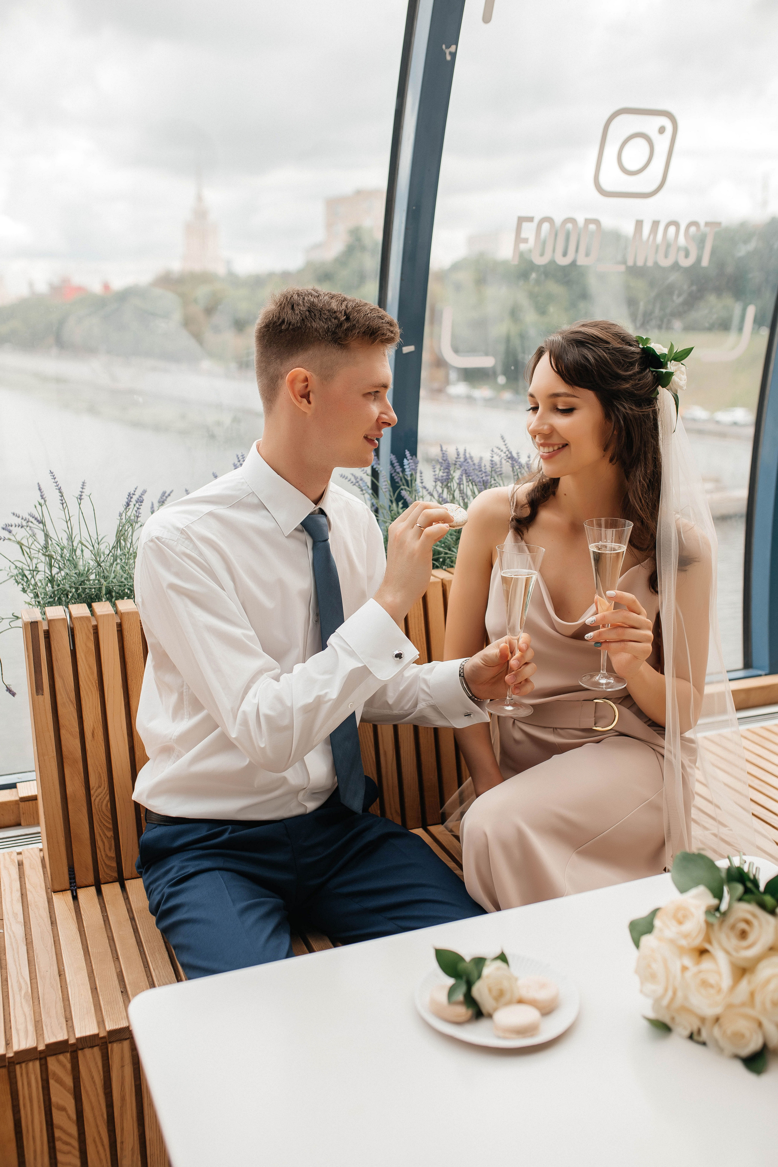 Свадебная фотосессия Москва Сити. Свадебный и семейный фотограф в Москве