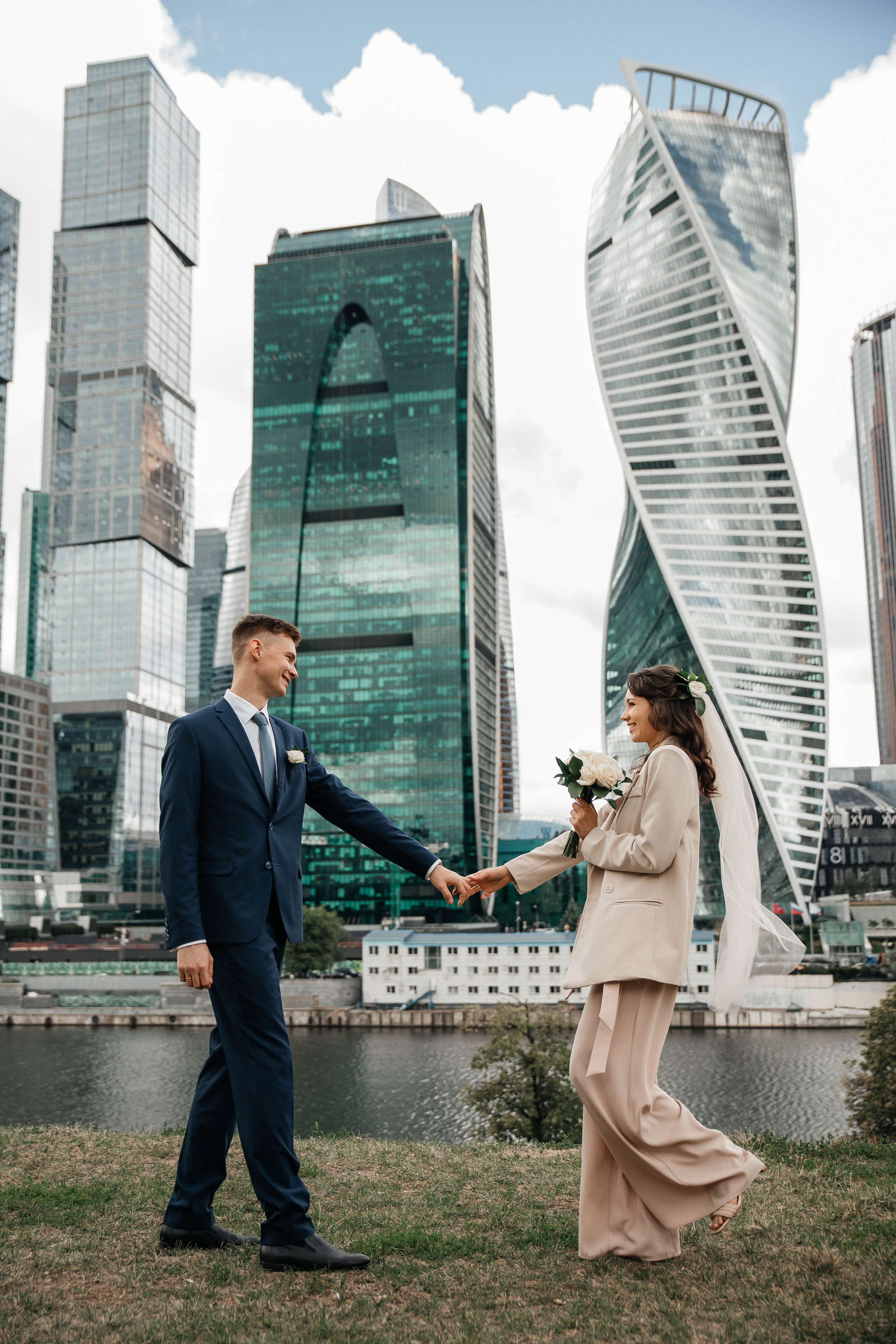 Свадебная фотосессия Москва Сити. Свадебный и семейный фотограф в Москве