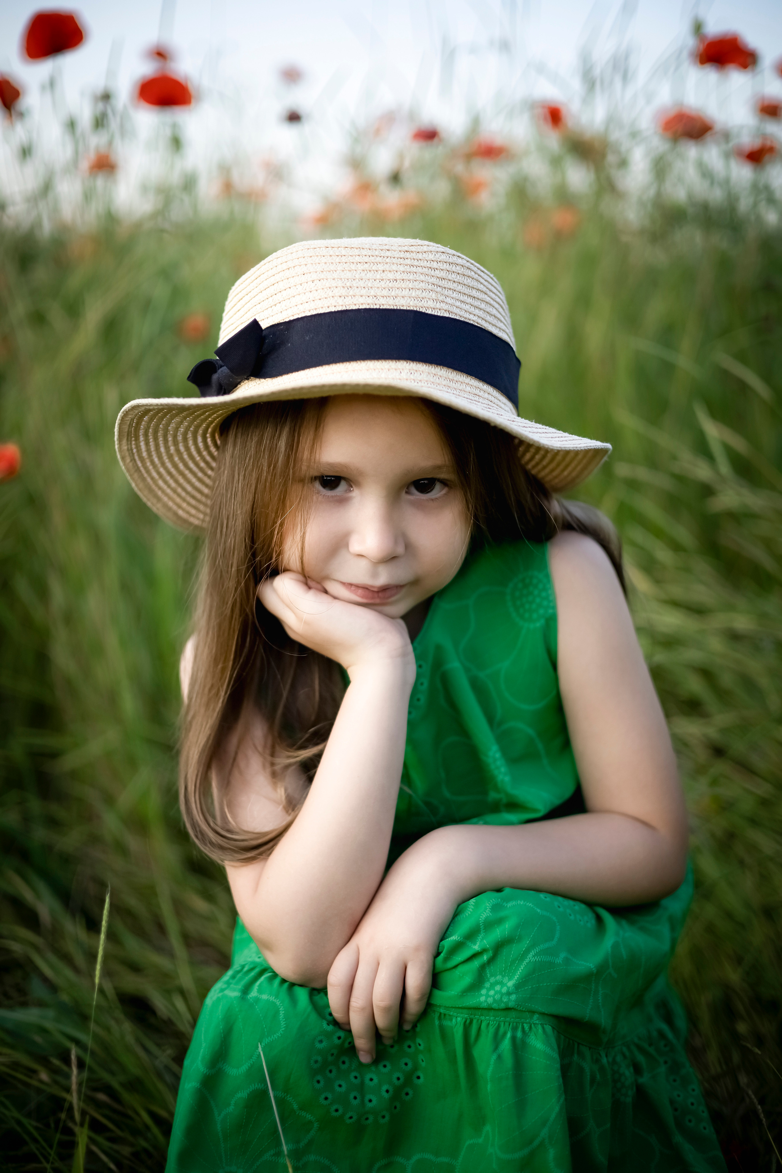 САШУЛЯ В МАКАХ. Фотограф Людмила Лебединская г. Краснодар (Приморско-Ахтарский р-он)