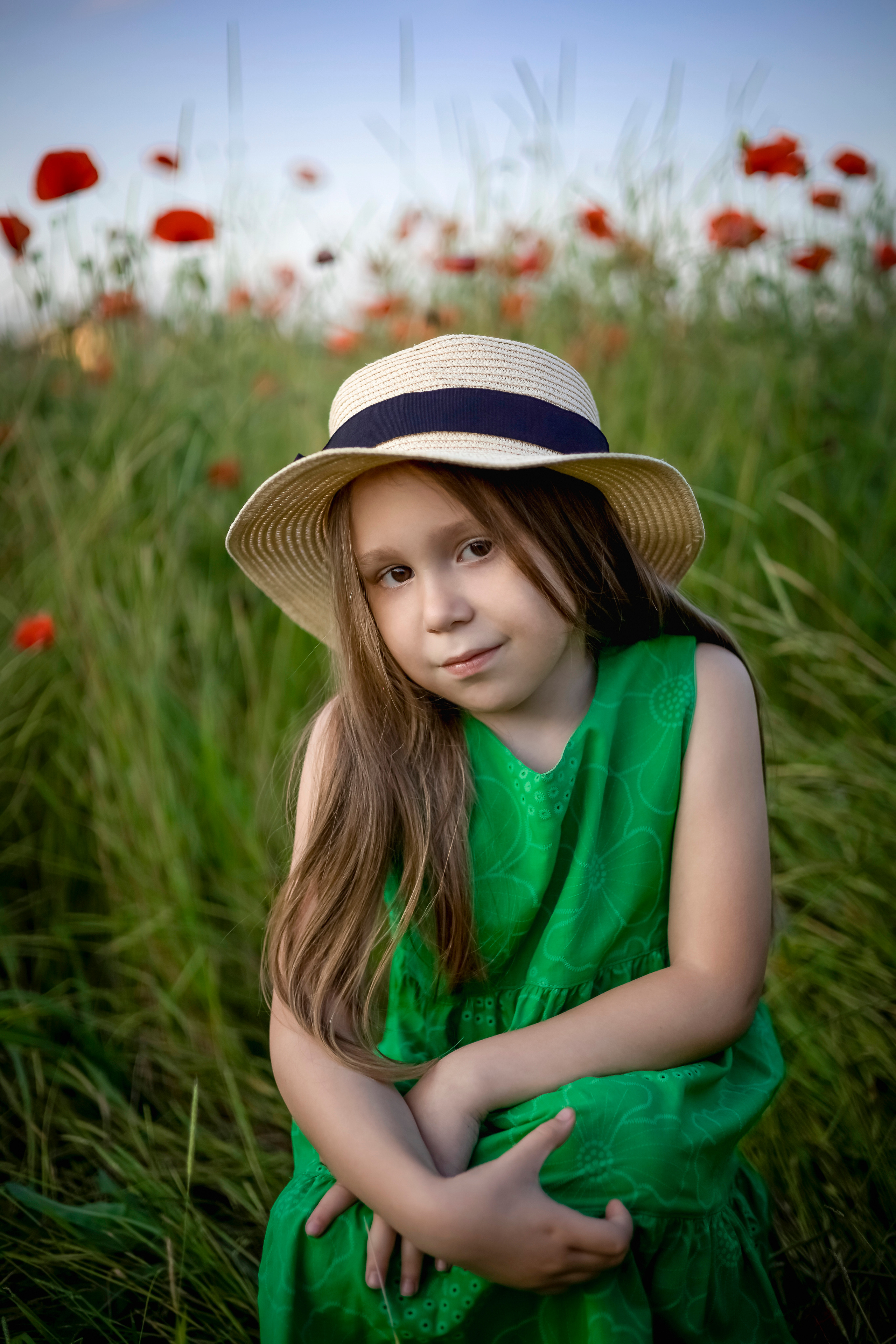 САШУЛЯ В МАКАХ. Фотограф Людмила Лебединская г. Краснодар (Приморско-Ахтарский р-он)
