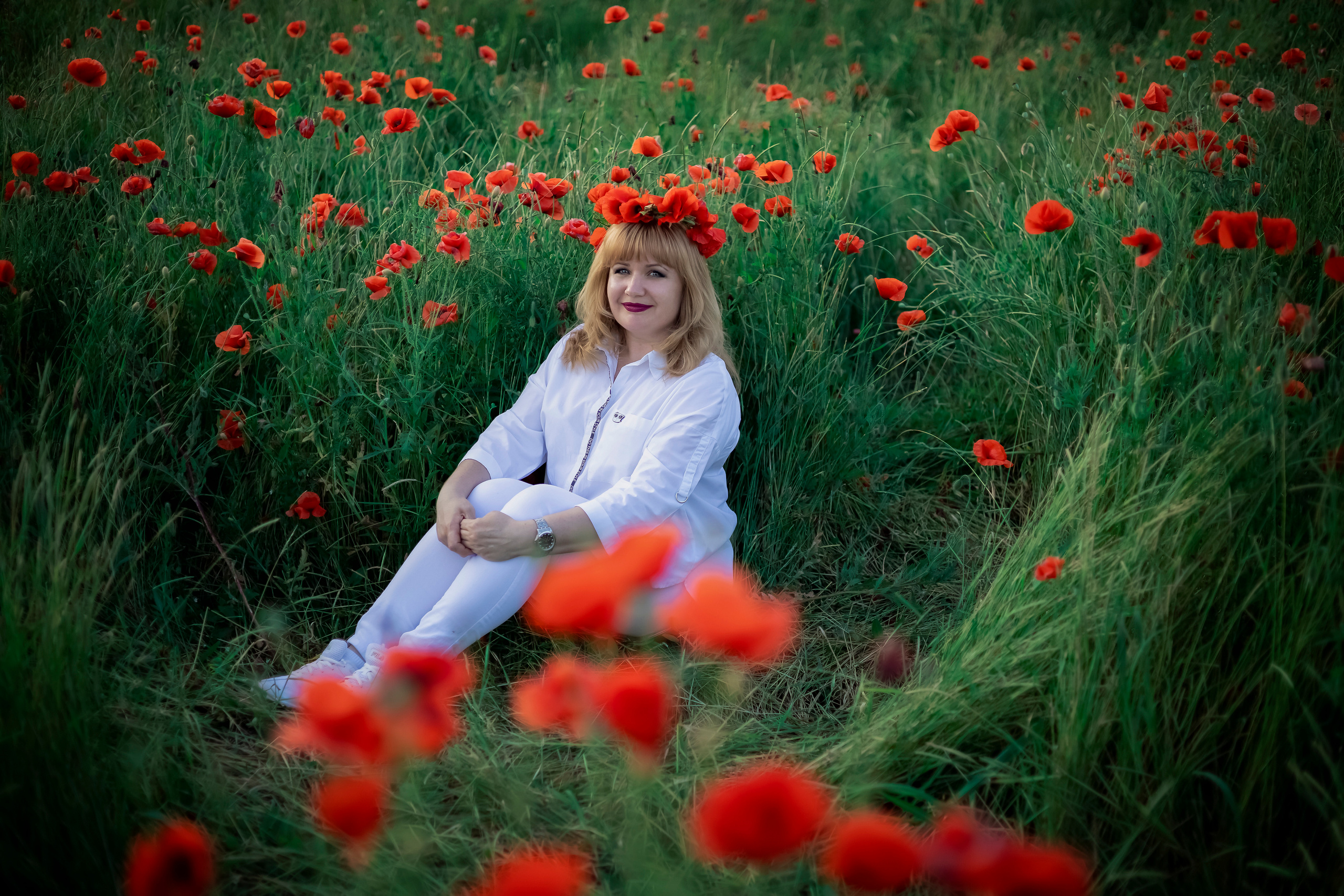 ЕЛЕНА В МАКАХ. Фотограф Людмила Лебединская г. Краснодар (Приморско-Ахтарский р-он)