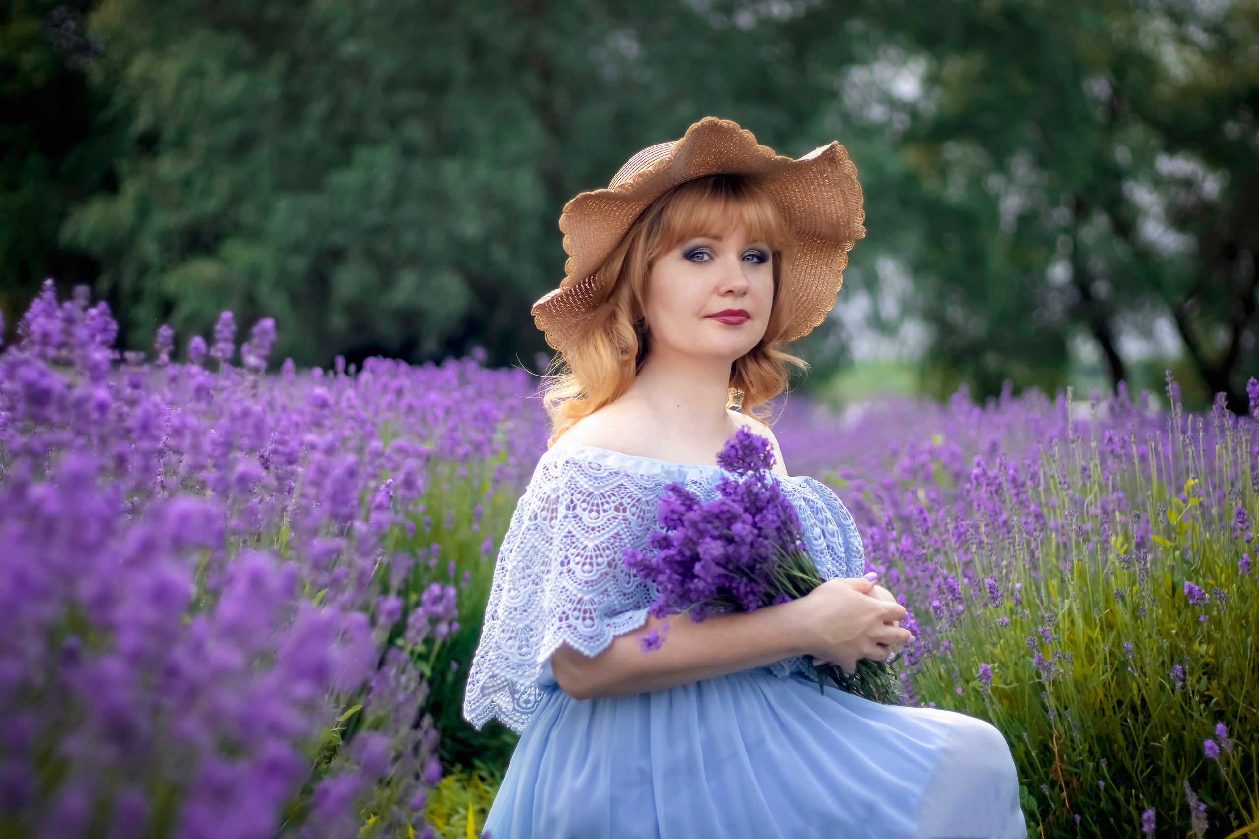 ЕЛЕНА В ЛАВАНДЕ. Фотограф Людмила Лебединская г. Краснодар (Приморско-Ахтарский р-он)