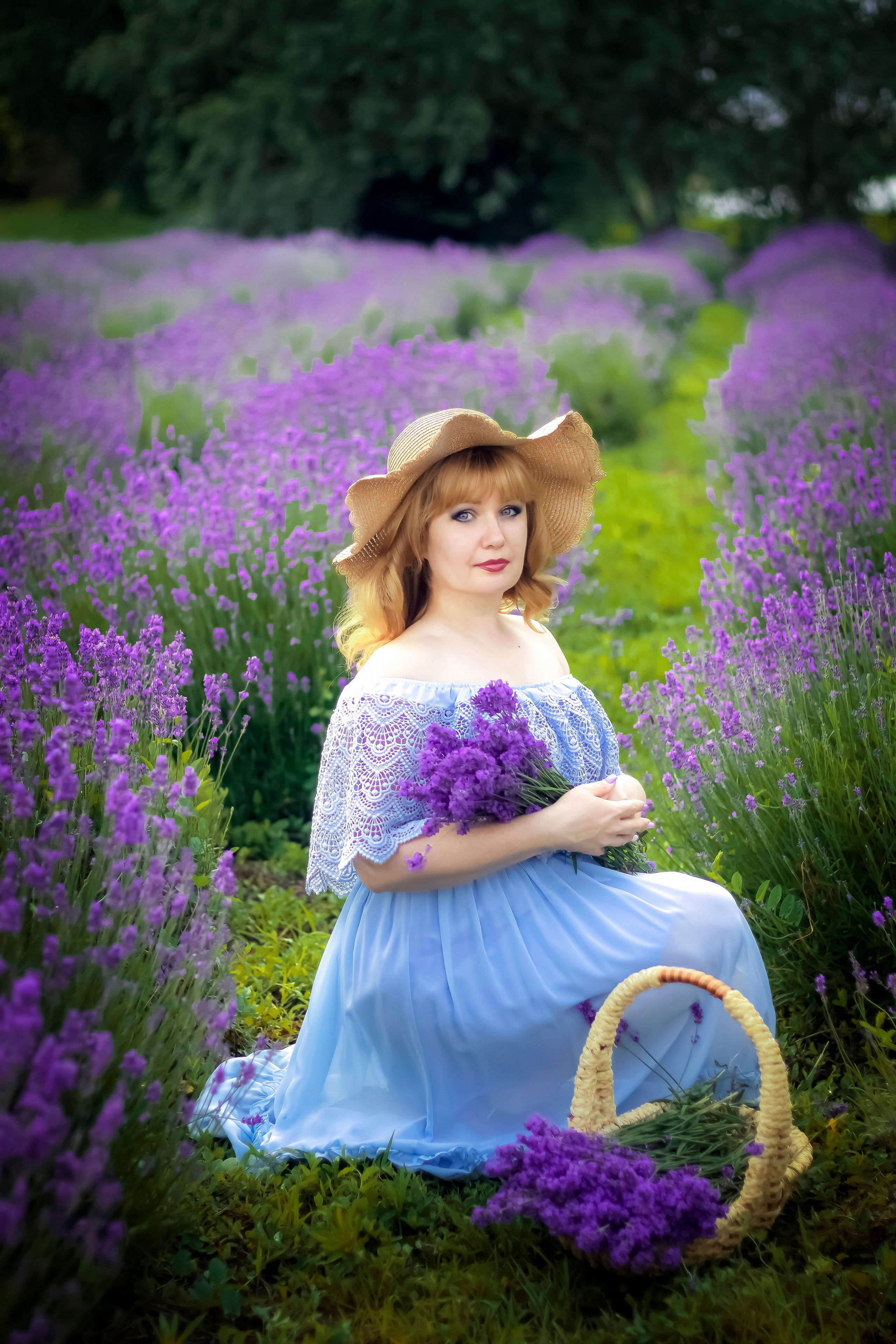 ЕЛЕНА В ЛАВАНДЕ. Фотограф Людмила Лебединская г. Краснодар (Приморско-Ахтарский р-он)