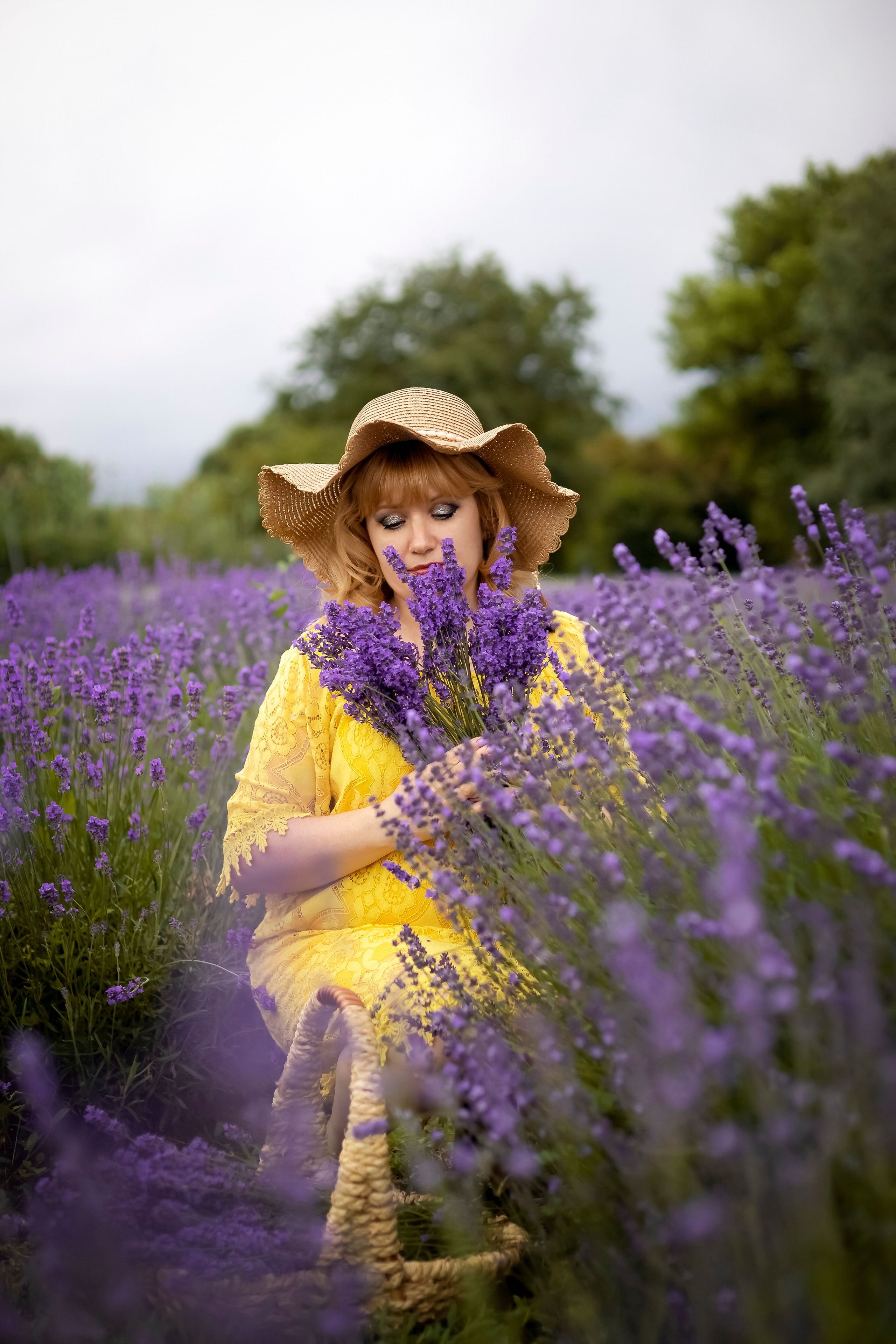 ЕЛЕНА В ЛАВАНДЕ. Фотограф Людмила Лебединская г. Краснодар (Приморско-Ахтарский р-он)