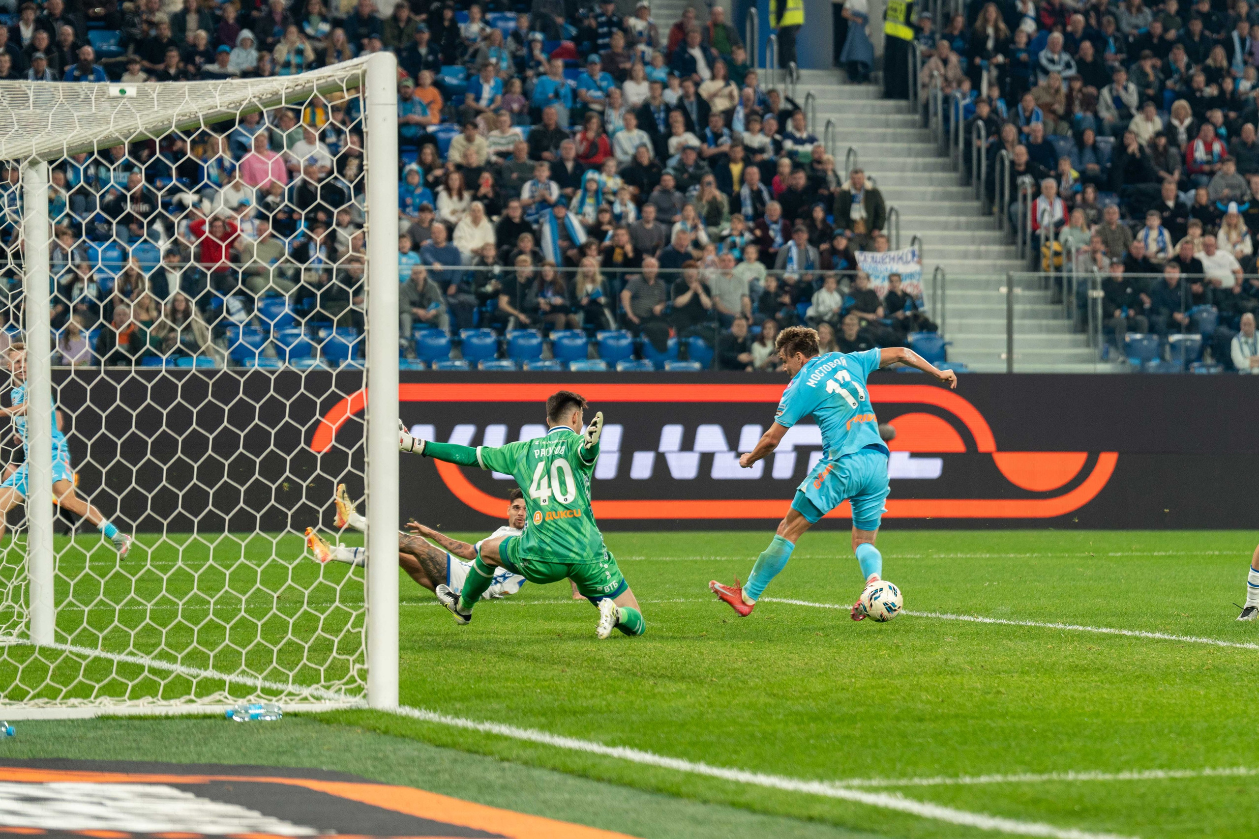 Зенит — Динамо (Москва): фотогалерея РПЛ, 13 тур на Газпром Арене | Антон Гауф. Спортивный фотограф в Санкт-Петербурге | Антон Гауф