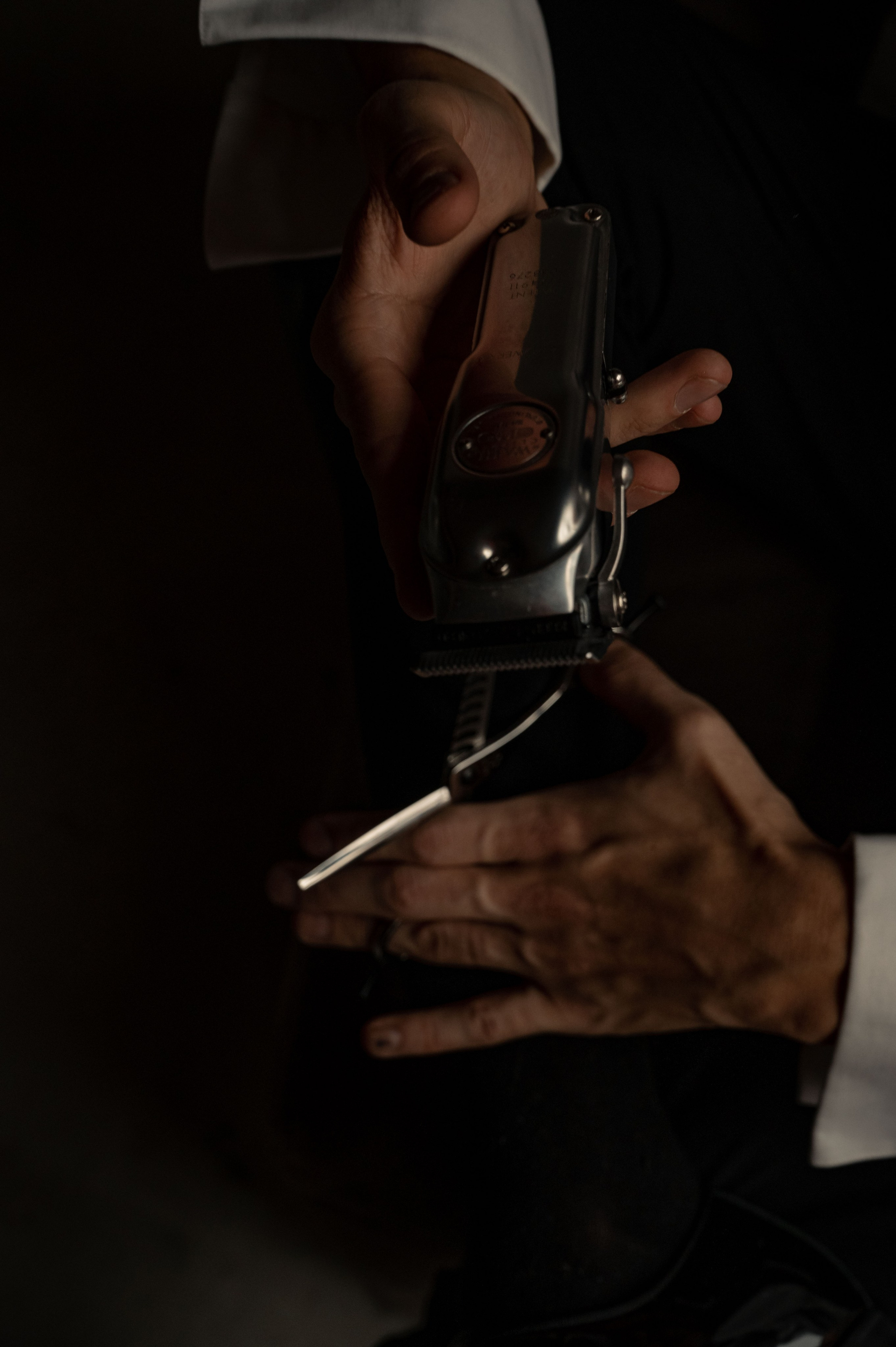 Мужской фотограф СПБ. Профессиональный фотограф беременности в СПБ. Стильные фотосессии беременности в стиле минимализм и классическая фотография