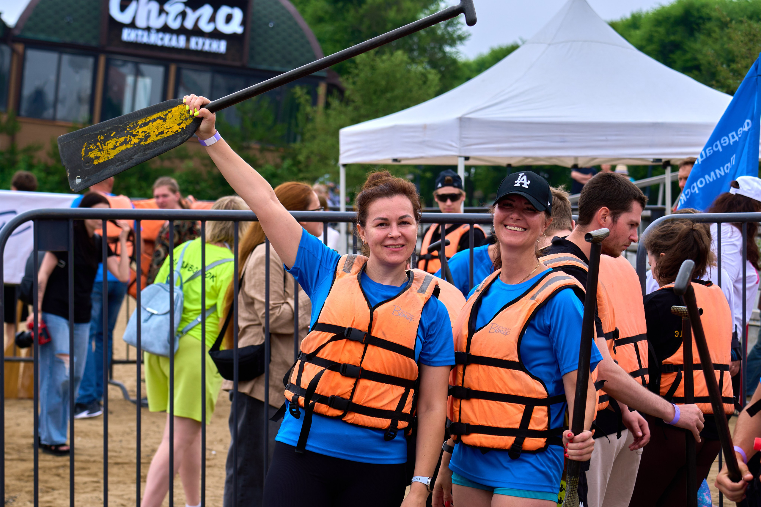 Соревнования на лодках дракон Айс Юнион. Фотограф во Владивостоке