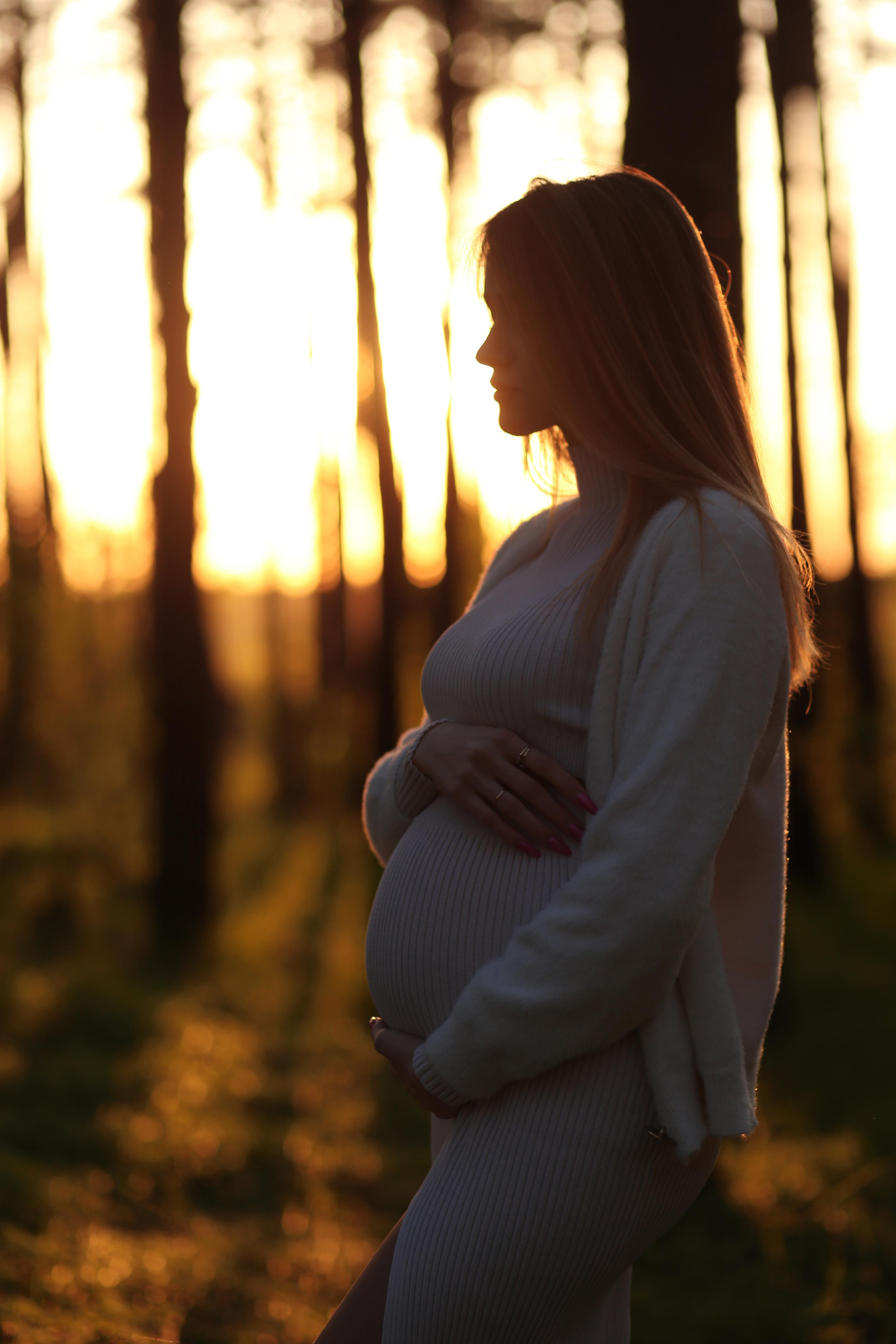 Цветущий лес на закате. Семейный фотограф в Воронеже Плотникова Алина