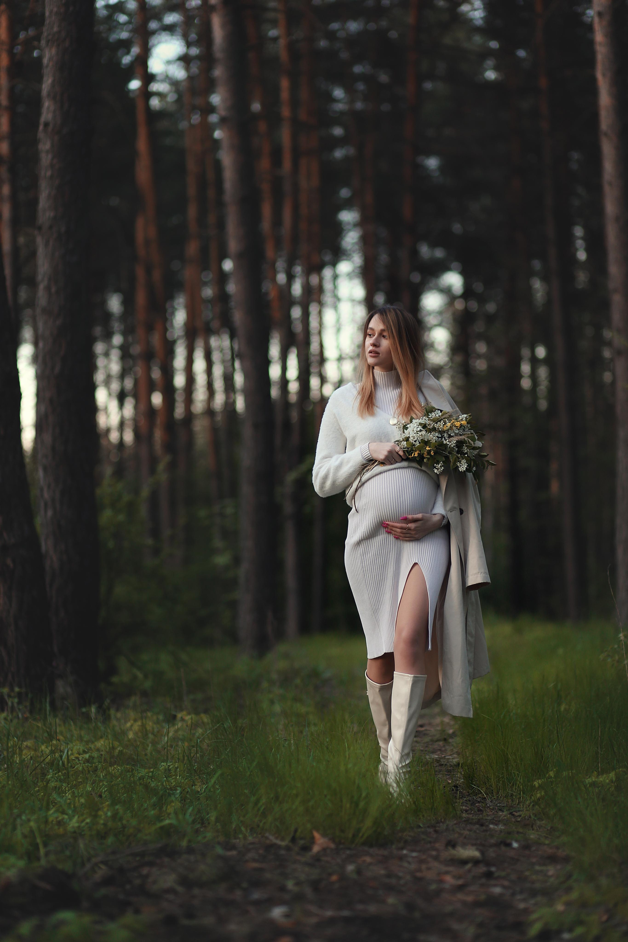 Цветущий лес на закате. Семейный фотограф в Воронеже Плотникова Алина