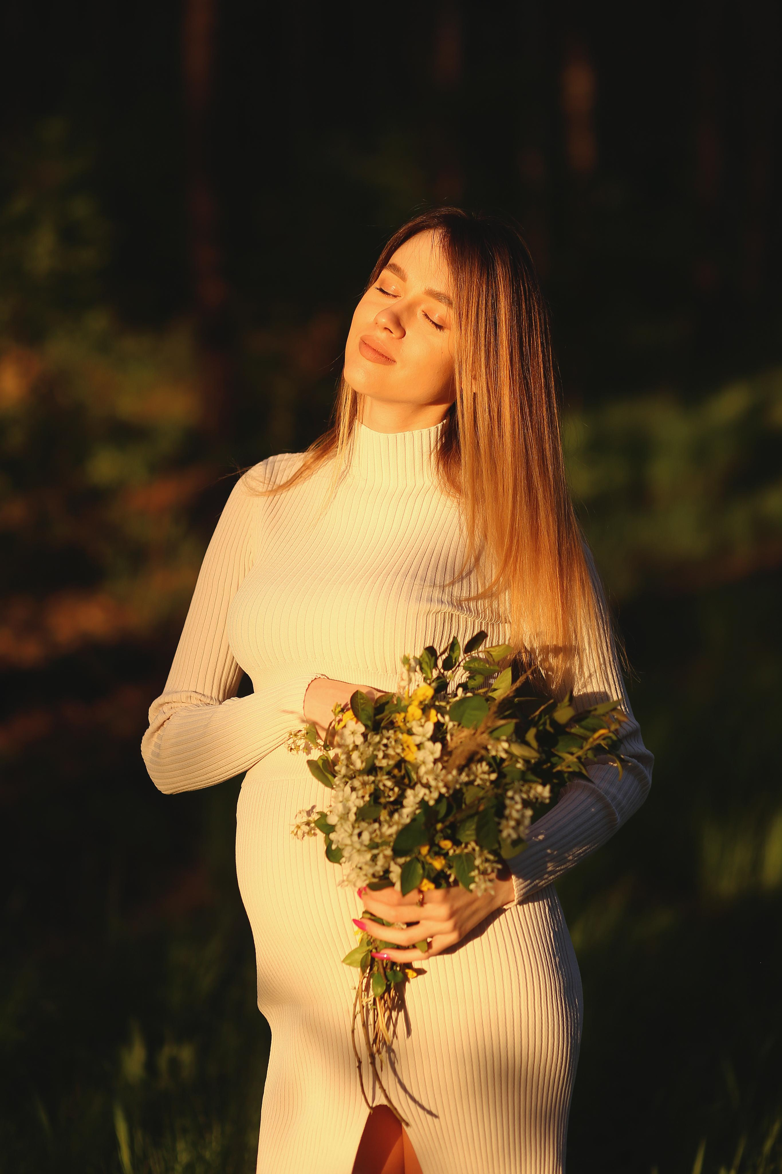 Цветущий лес на закате. Семейный фотограф в Воронеже Плотникова Алина