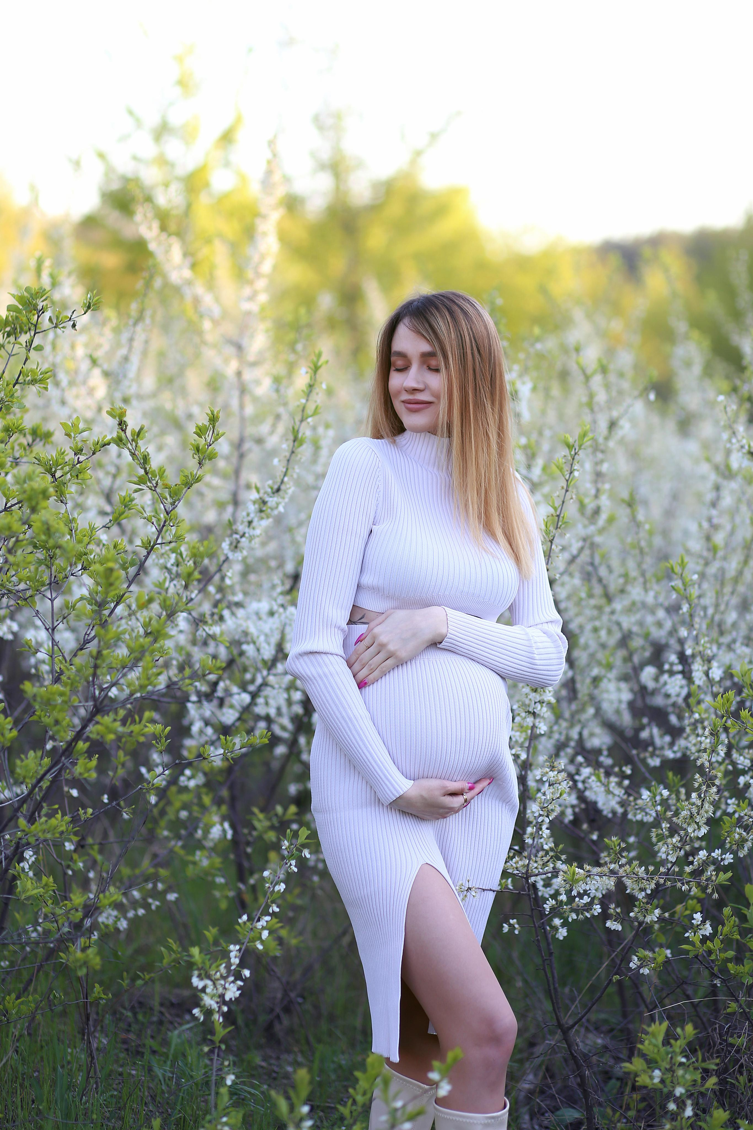 Цветущий лес на закате. Семейный фотограф в Воронеже Плотникова Алина