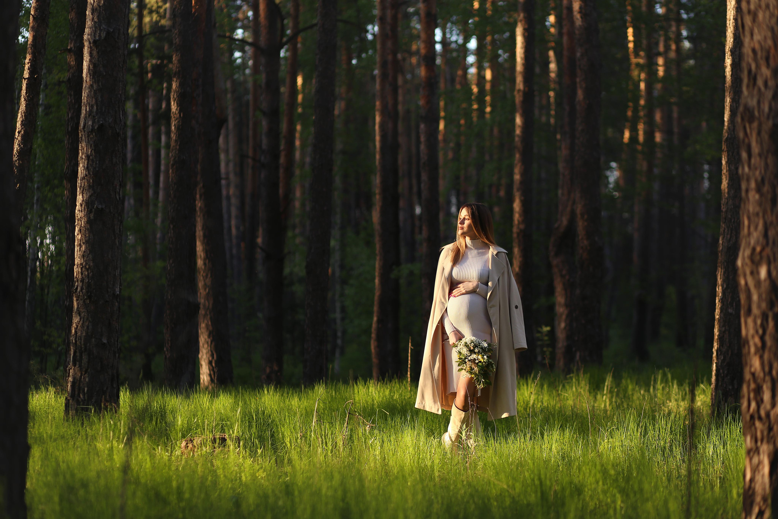 Цветущий лес на закате. Семейный фотограф в Воронеже Плотникова Алина