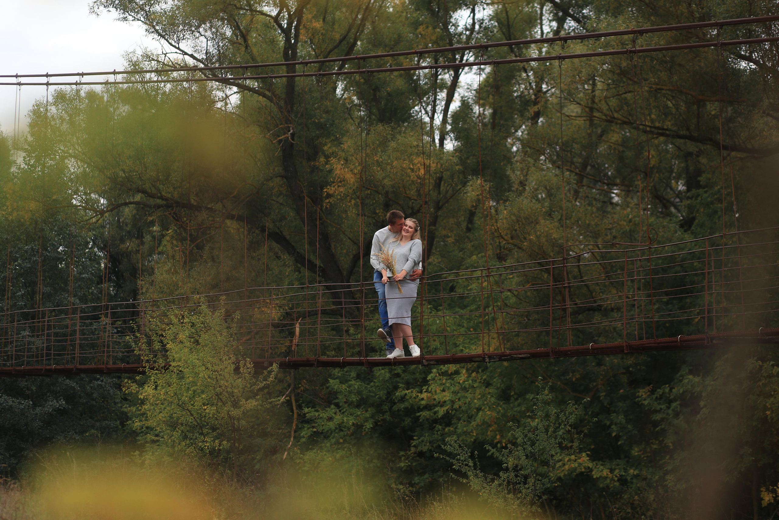 Ранная осень и подвесной мост. Семейный фотограф в Воронеже Плотникова Алина