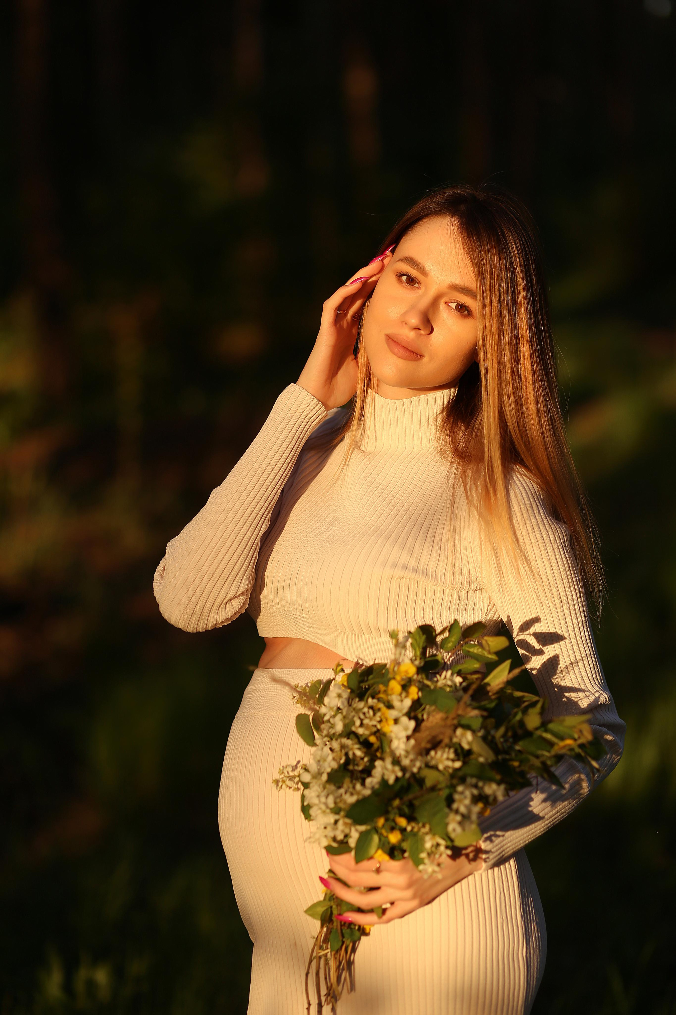 Цветущий лес на закате. Семейный фотограф в Воронеже Плотникова Алина