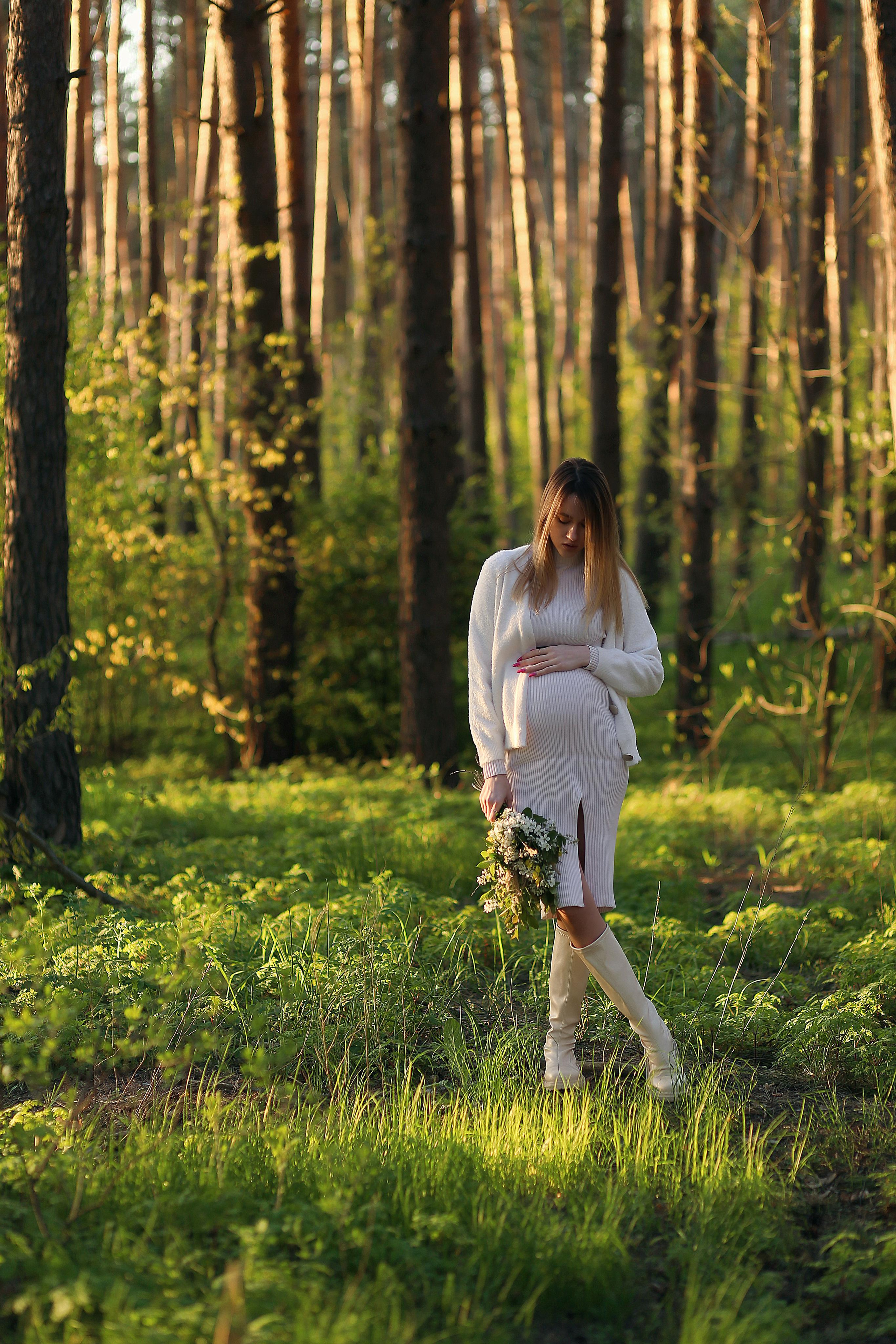 Цветущий лес на закате. Семейный фотограф в Воронеже Плотникова Алина
