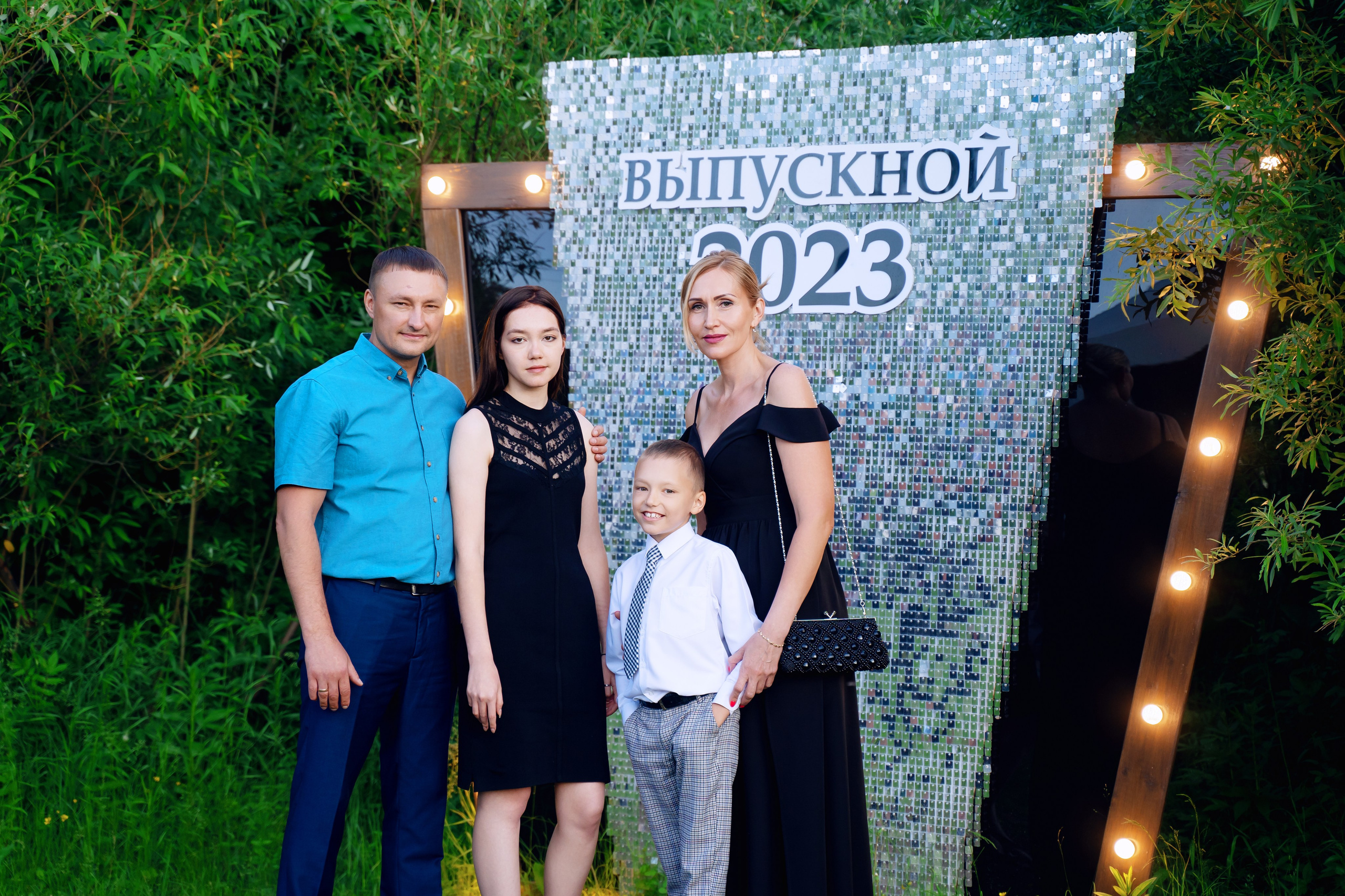 Выпускной 11 класс. Фотограф Ким Наталья в Красноярске