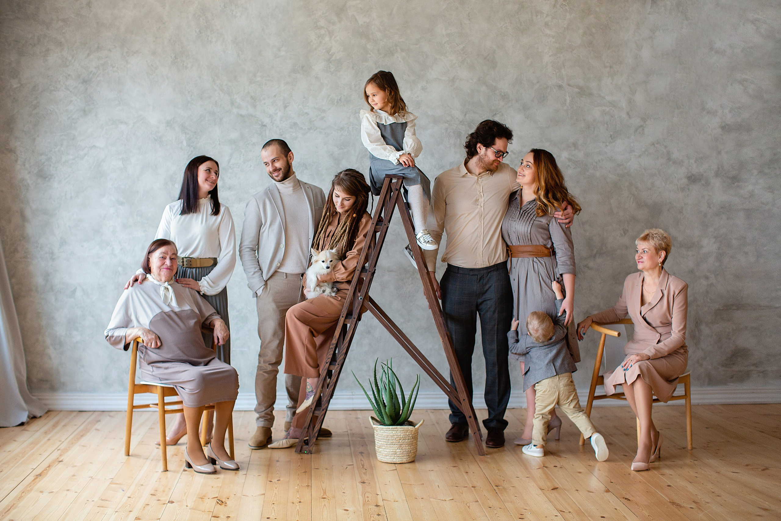 Семейная фотосессия в студии и дома Спб портфолио Насти Околот