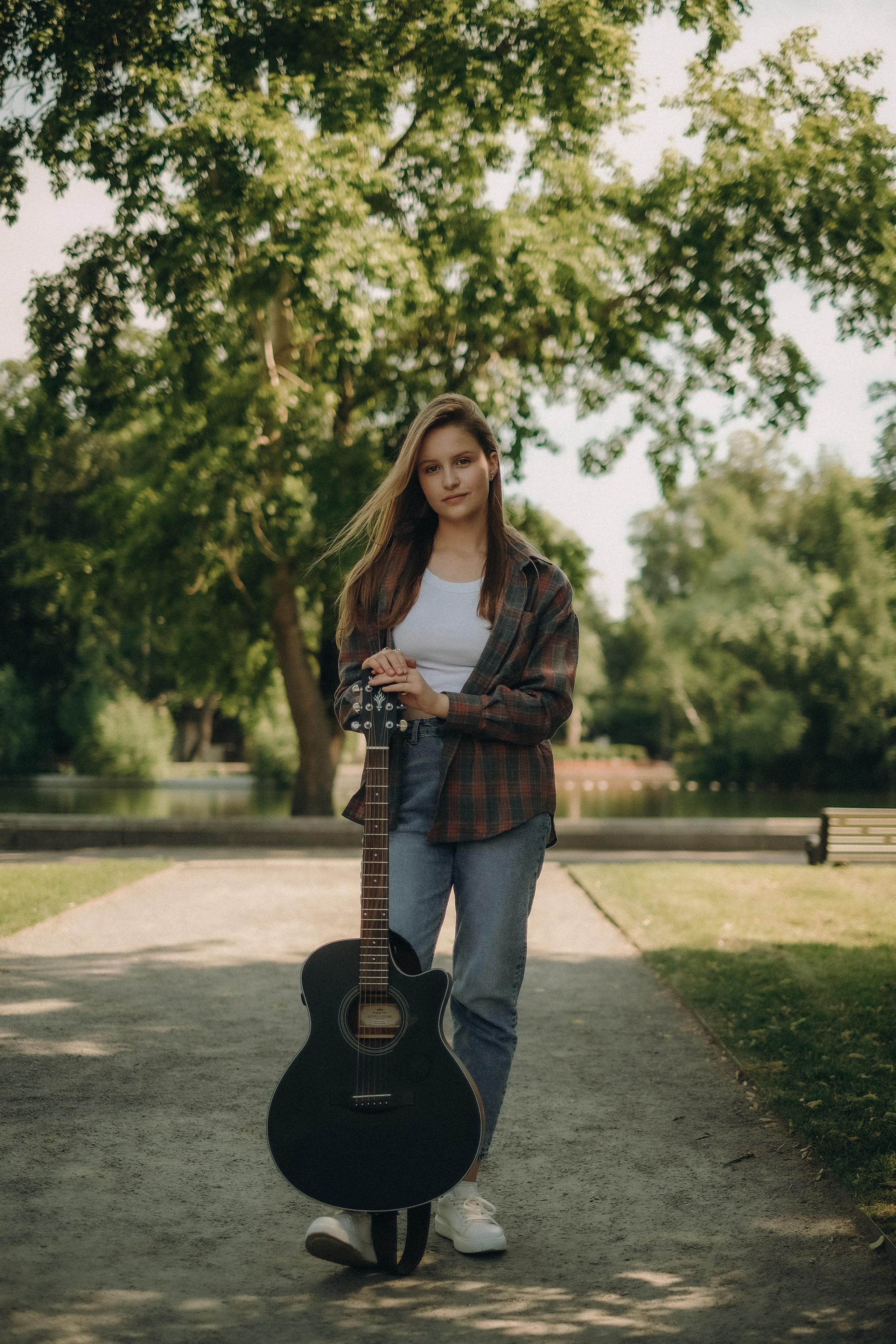 Девушка с гитарой. Свадебный и семейный фотограф в Москве Инника Кетлер