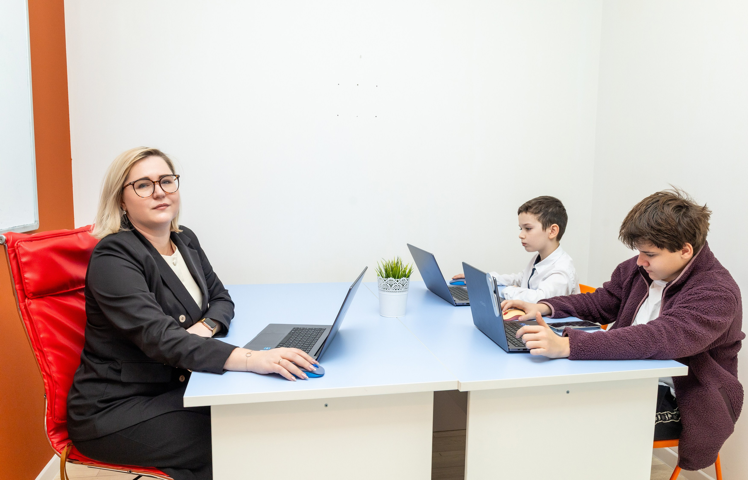 Школа IQ 007. Семейный и Свадебный фотограф в Сочи