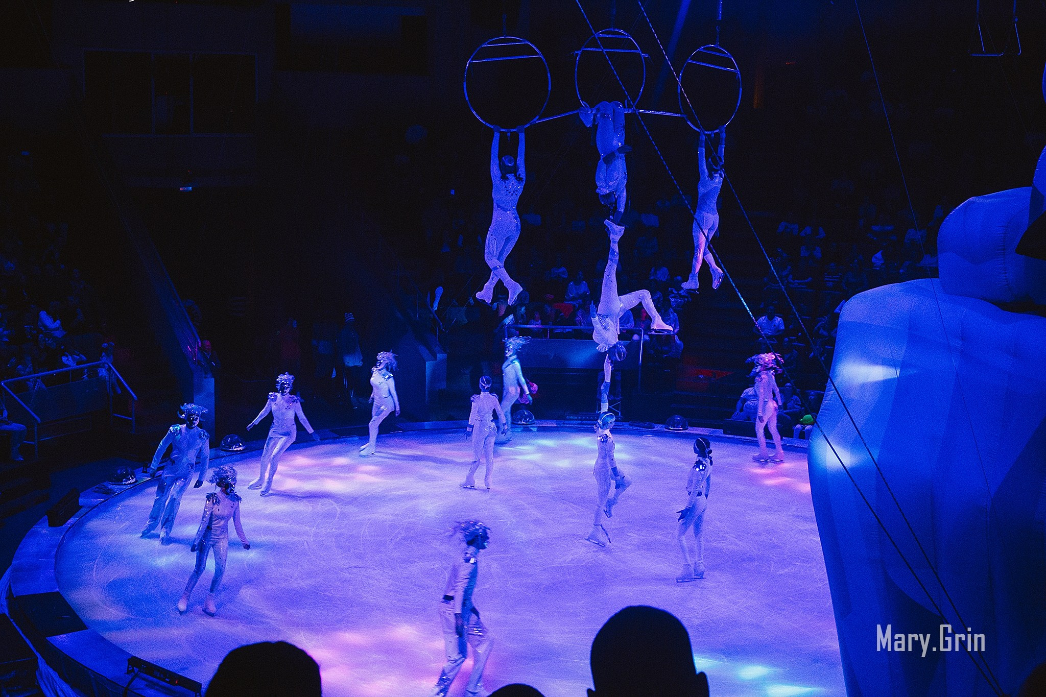 Цирк на льду. Айсберг с белыми медведями. Детский и семейный фотограф, фотограф мероприятий Нижний Новгород