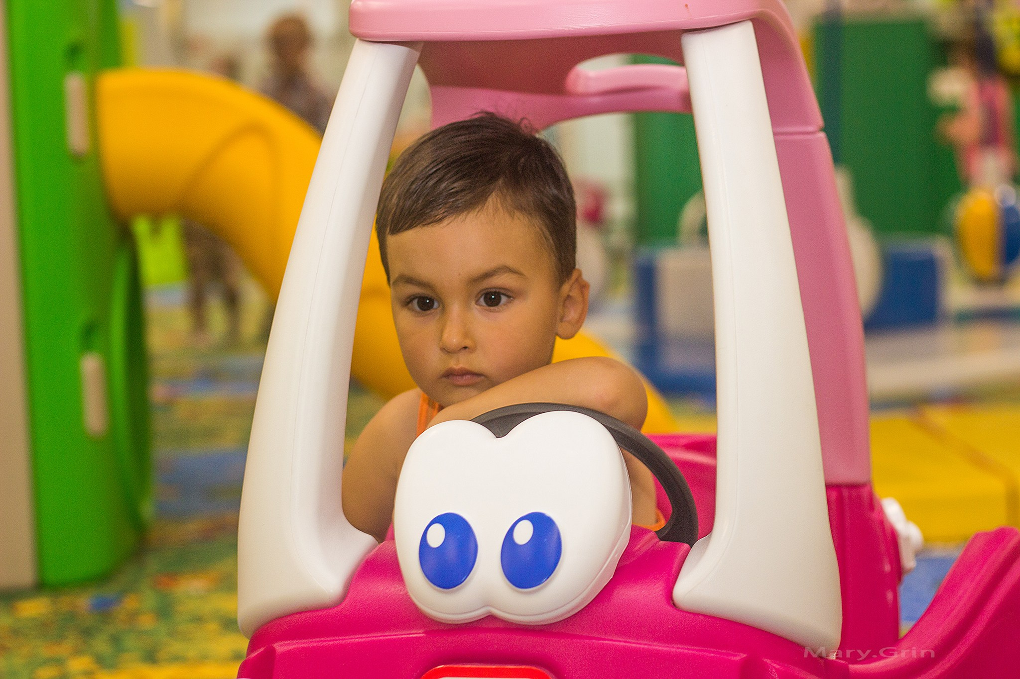 День рождения в стиле свинки Пеппа в Изумрудном городе. Детский и семейный фотограф, фотограф мероприятий Нижний Новгород