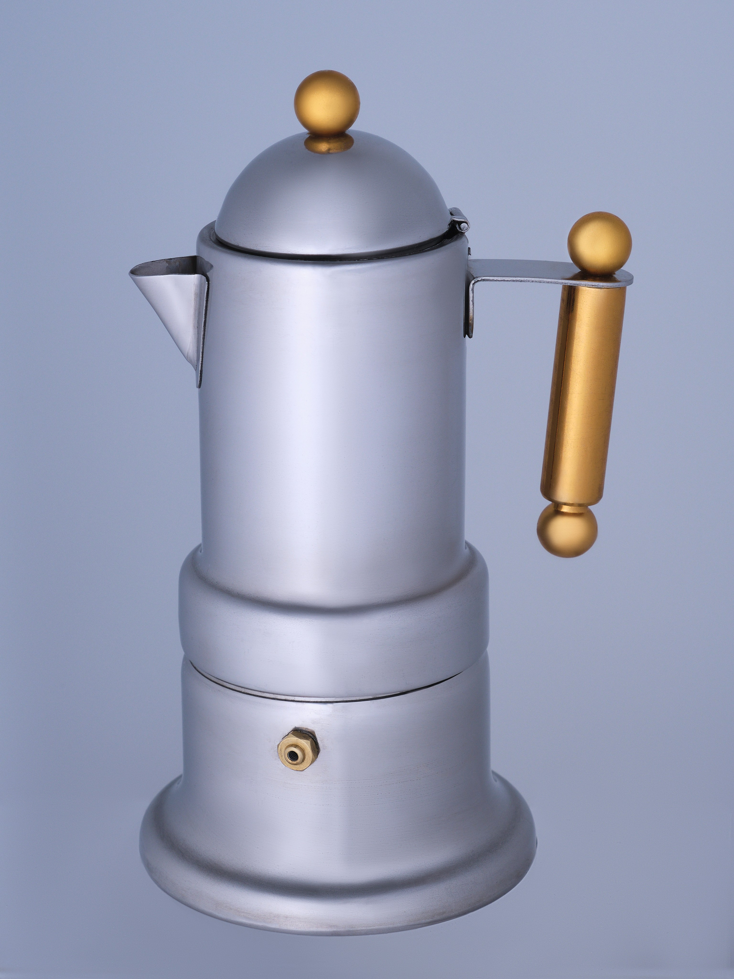 Фото и видео для маркетплейсов, премиум-студия Константина Фадеева