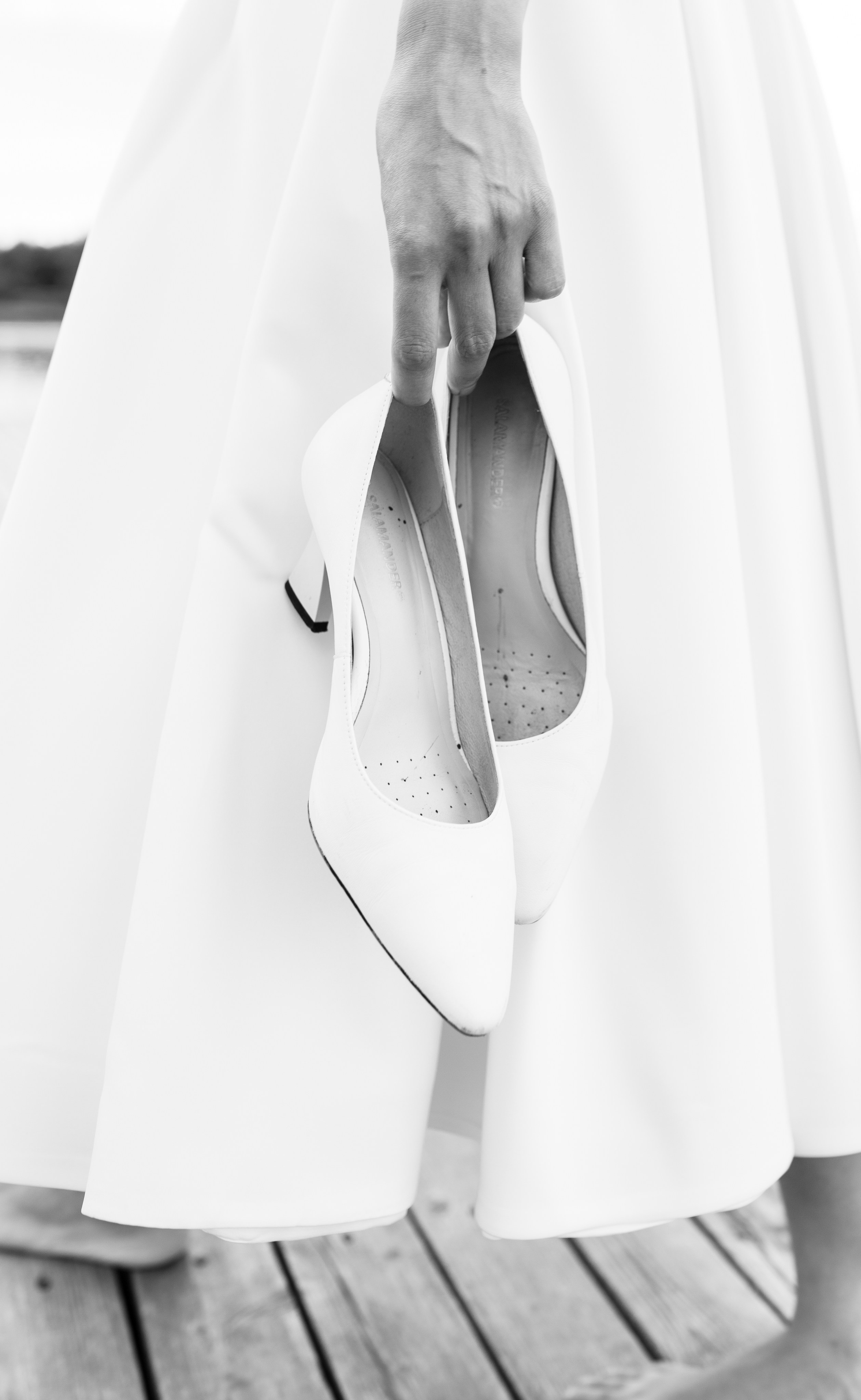 Прогулки во время свадебного банкета. Happiness is in the moments