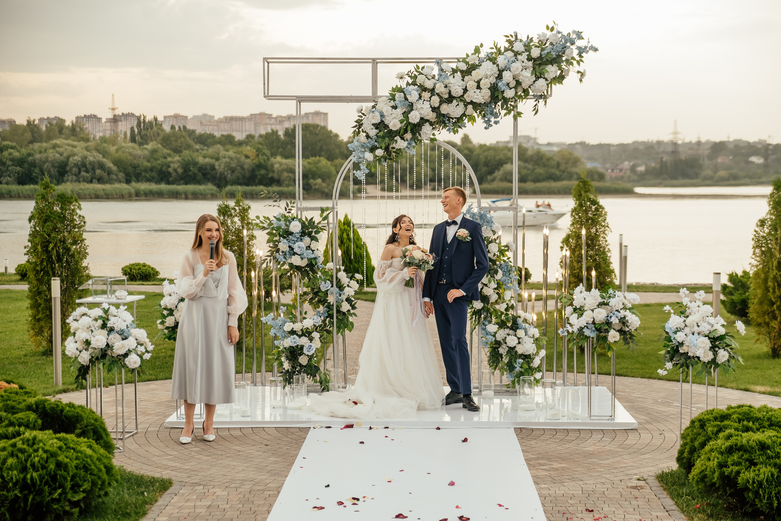 Евгений и Анастасия. Свадебный фотограф в Ростове Александра Груздева
