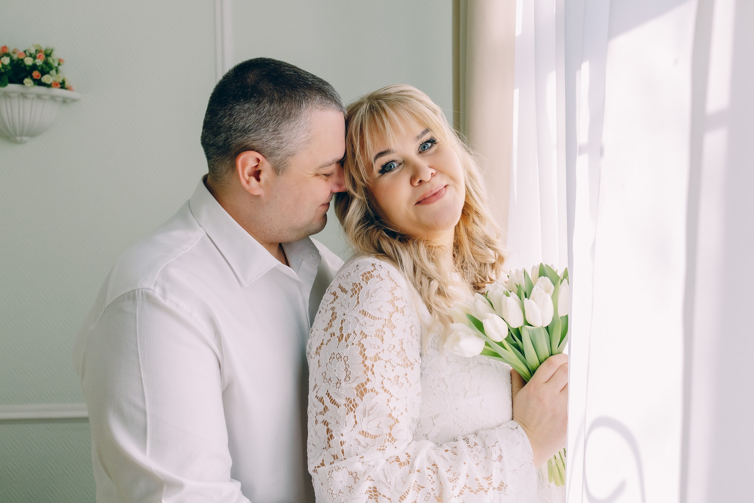 пара молодоженов